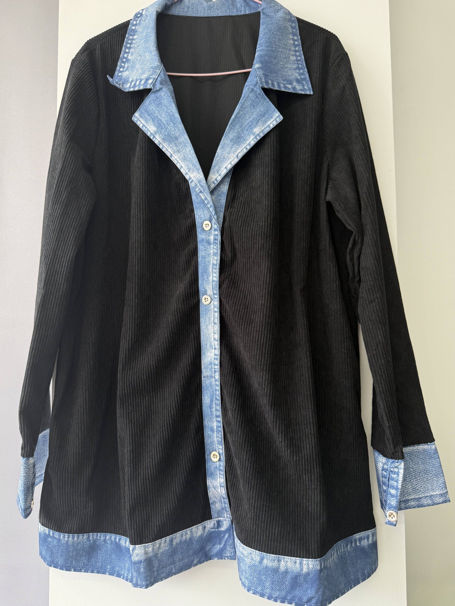 Women's Relaxed Denim Single-Breasted Jacket – White detail view