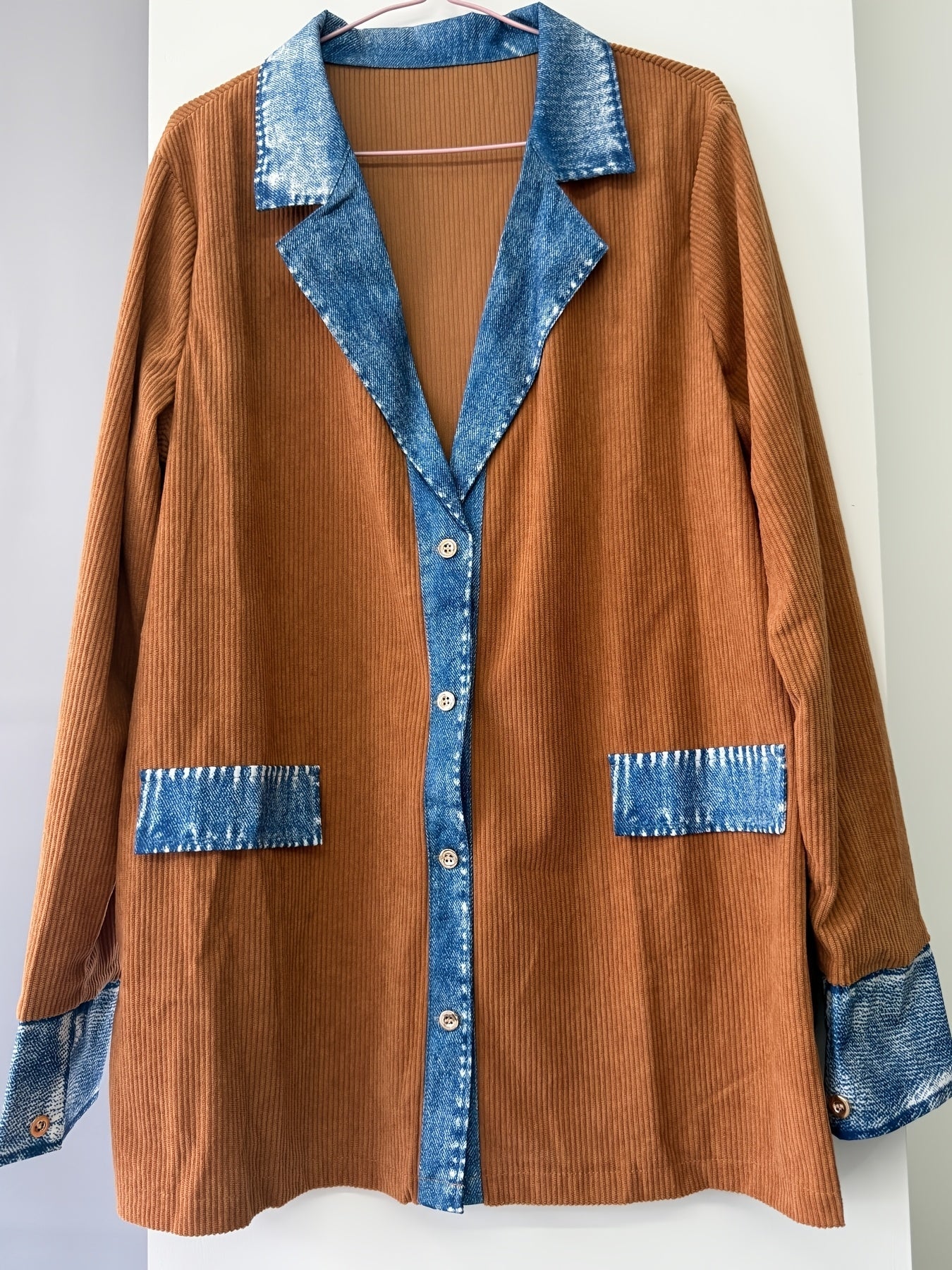 Women's Relaxed Denim Single-Breasted Jacket – White detail view