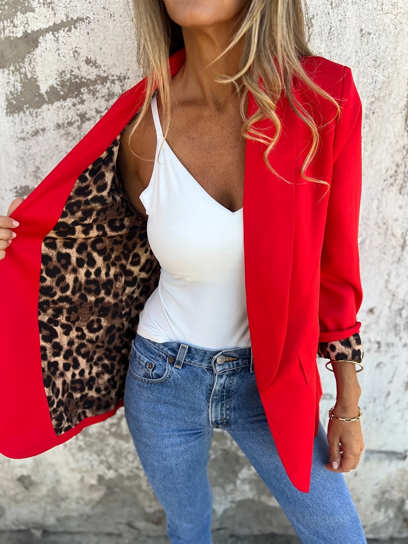 Women's Relaxed Leopard Print Pullover Blazer detail view