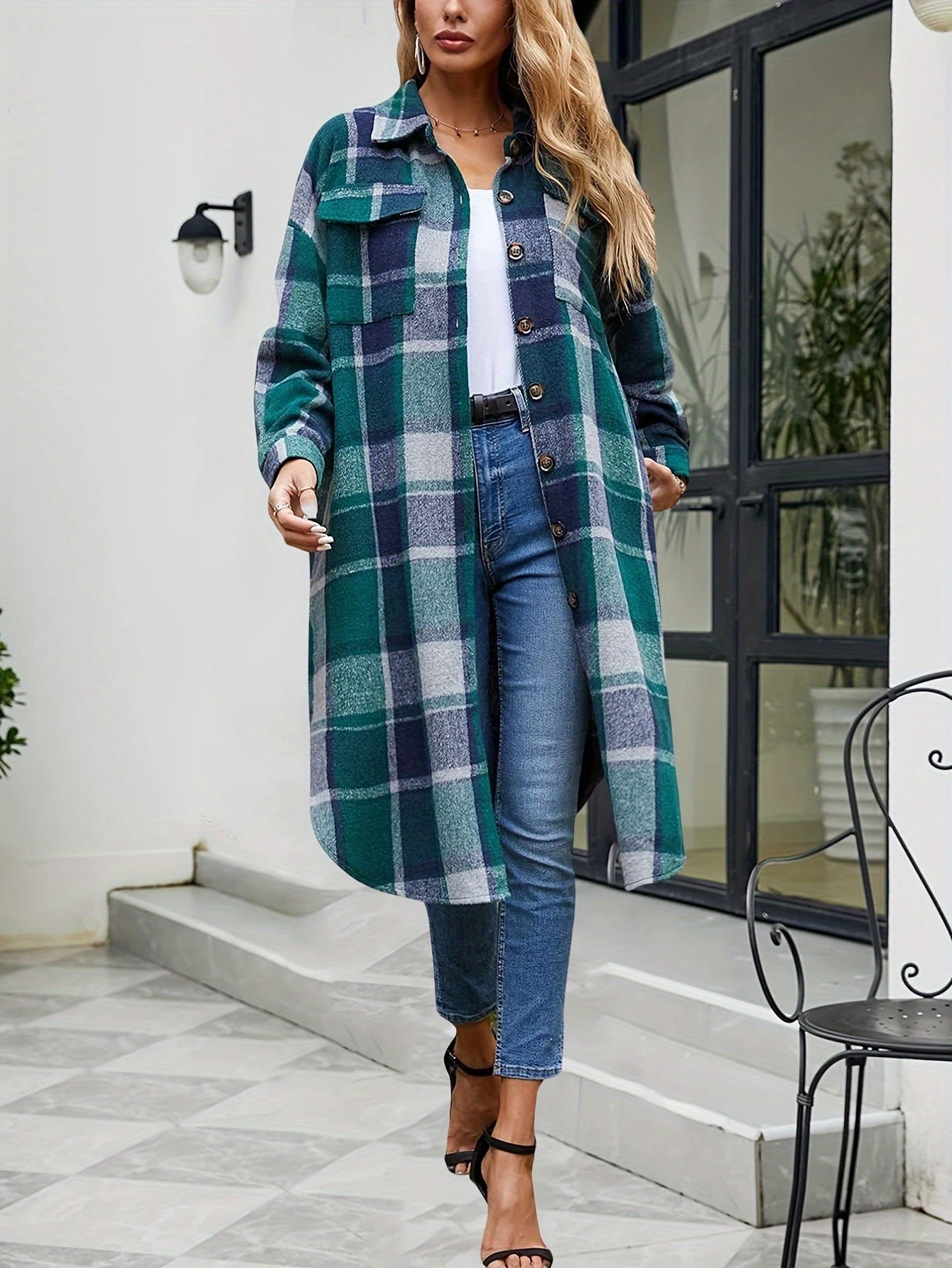 Women's Relaxed Plaid Button-Front Shacket detail view
