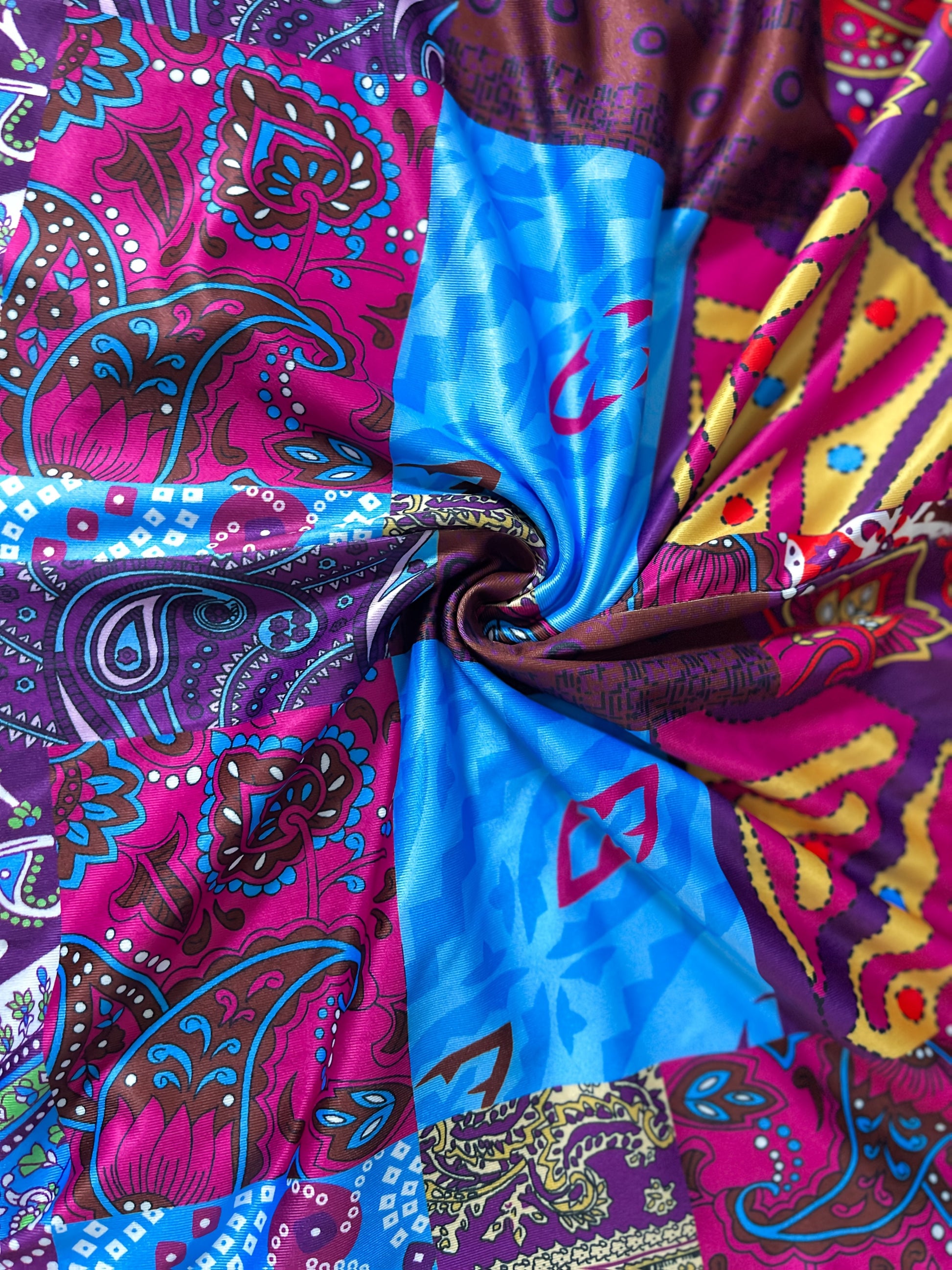 Women's Romper - Statement Print Off-Shoulder detail view