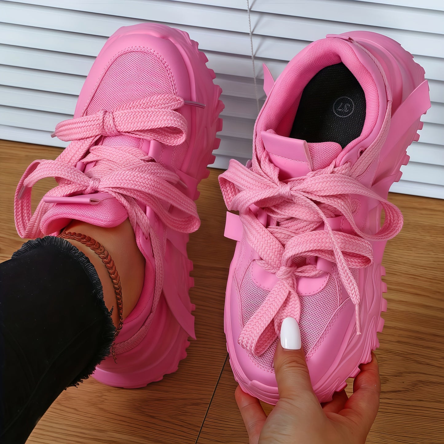 Women's Running Shoes – Breathable for Active Days – Pink – Pink option – view 3