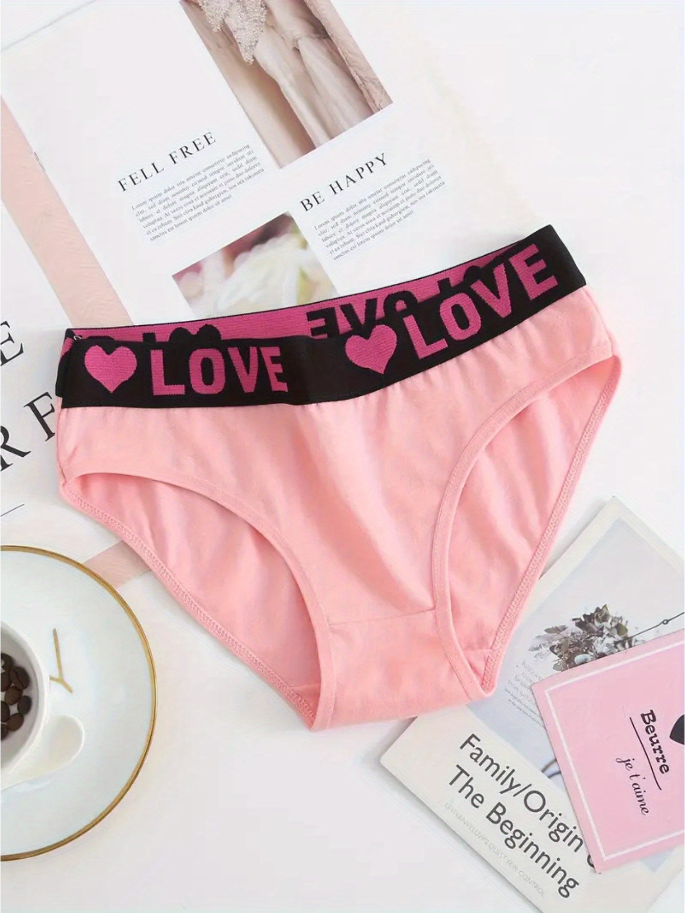 Women's Seamless Briefs - Heart Detail Everyday Comfort – view 8