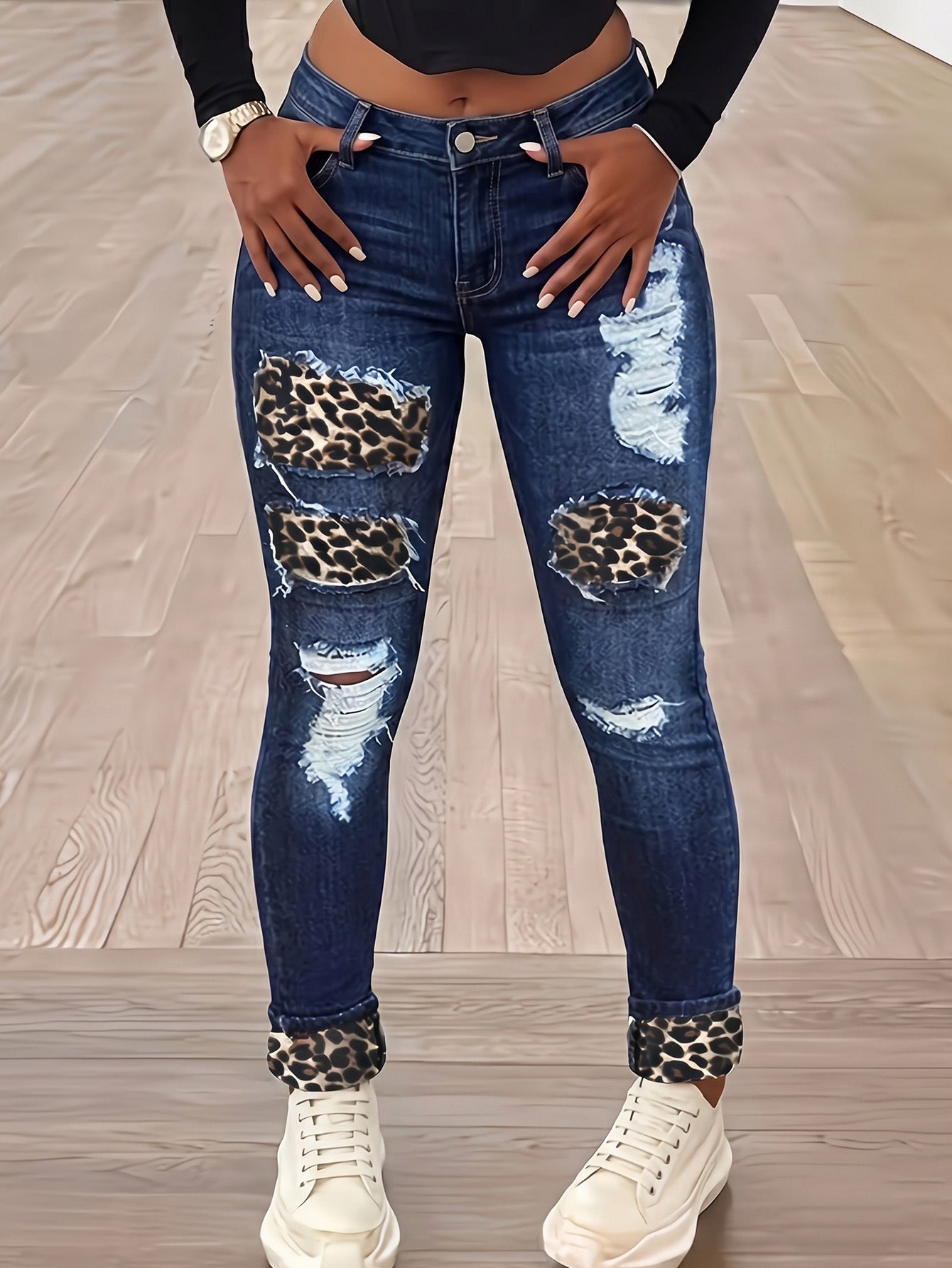 Women's Skinny Jeans - Blue Dark Wash Distressed detail view