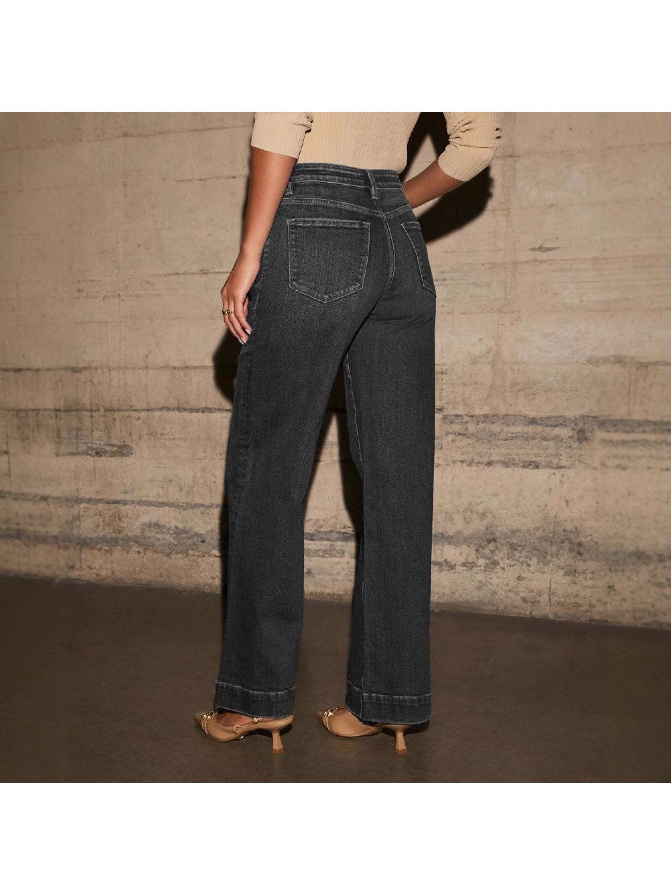 Women's Skinny Jeans - Blue Dark Wash Distressed detail view