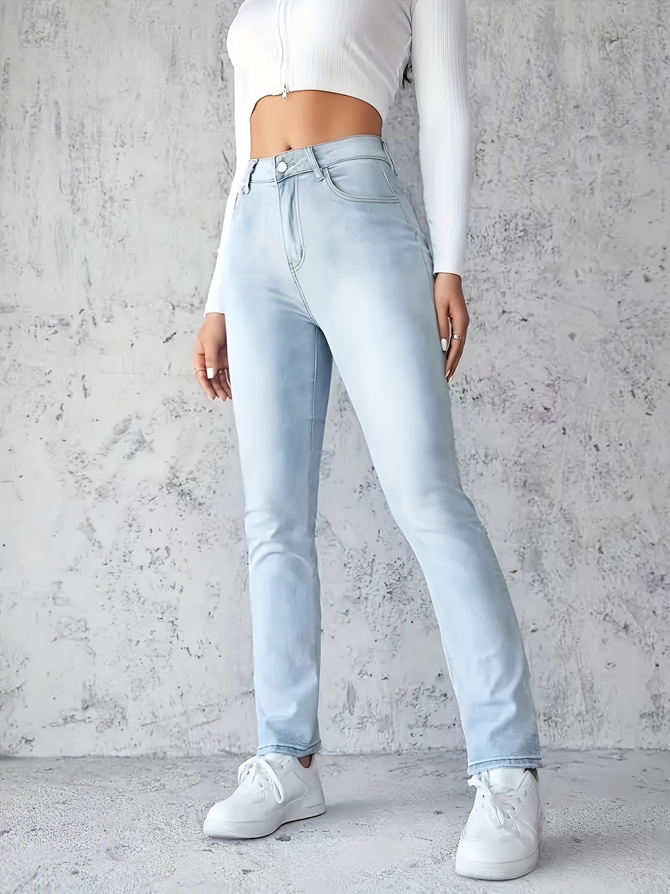 Women's Skinny Jeans - High Waist Slim Fit detail view