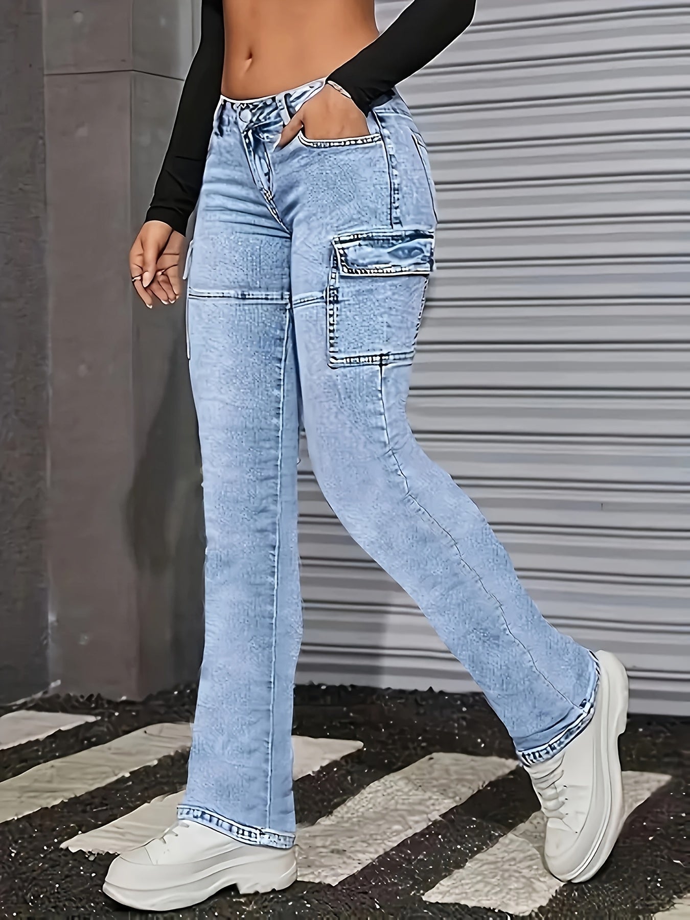 Women's Skinny Jeans - Light Blue Pocket Detail Stretch detail view