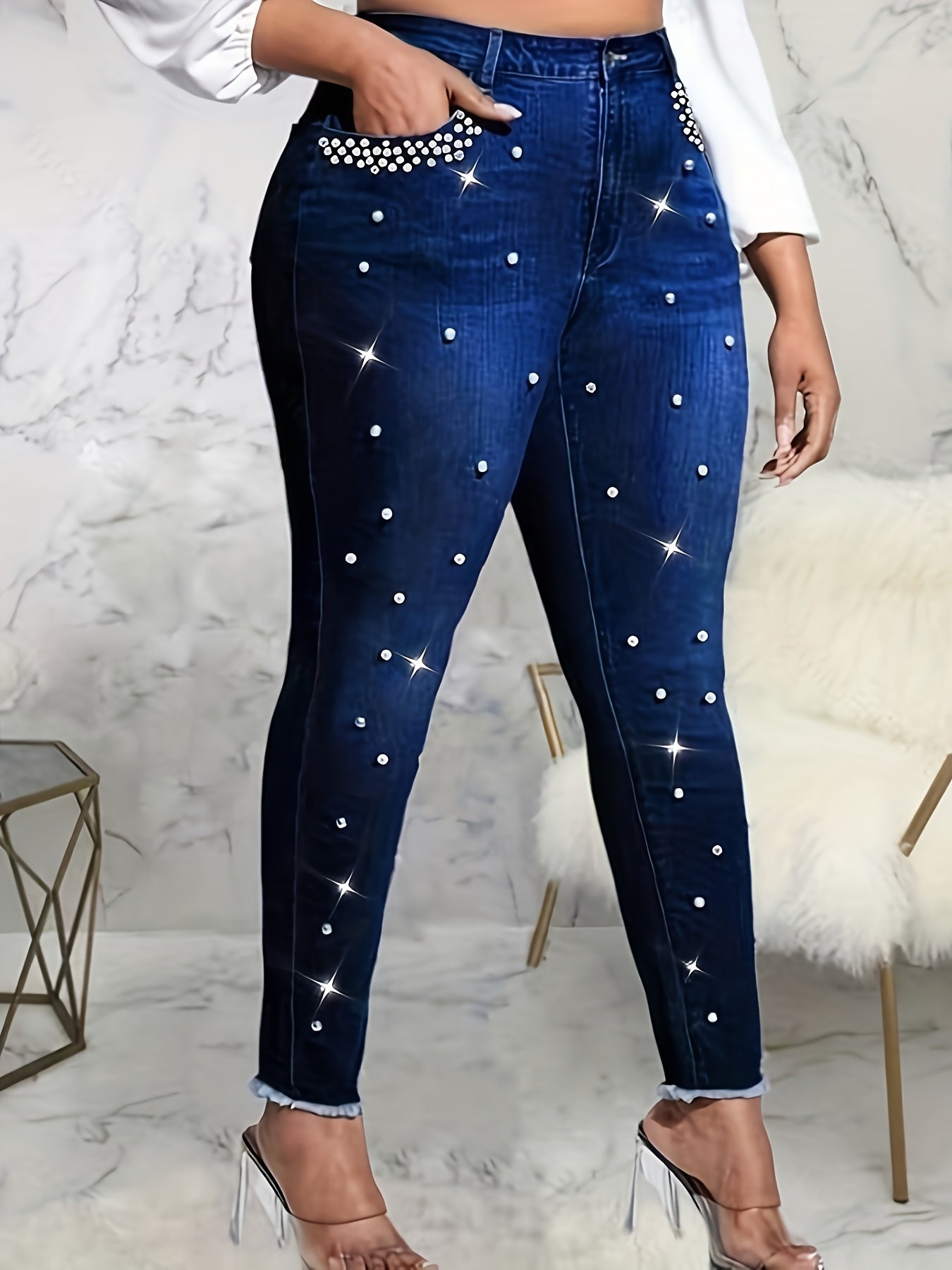 Women's Skinny Jeans - Medium Blue detail view