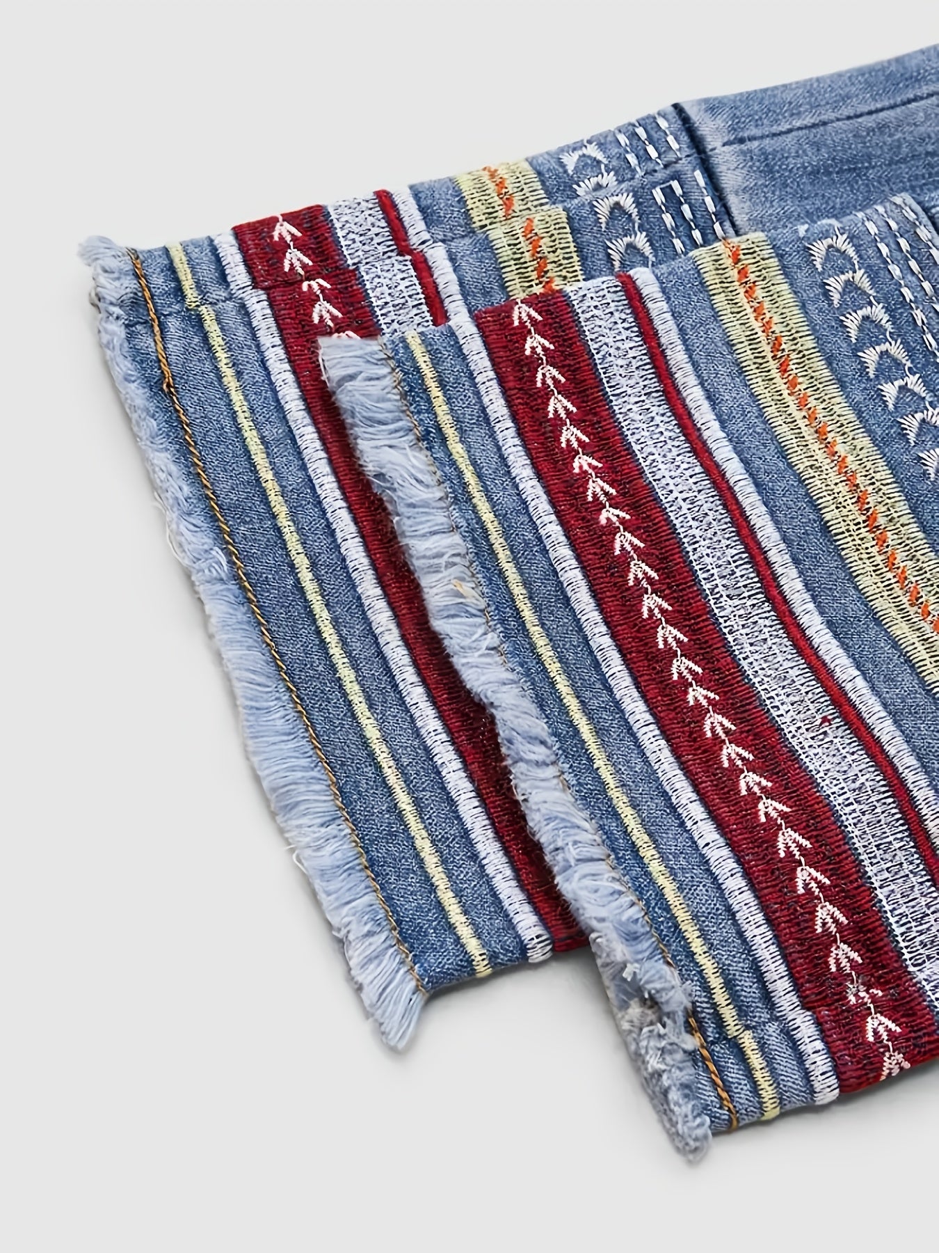 Women's Skinny Jeans - Medium Blue Vintage Wash Embroidered detail view