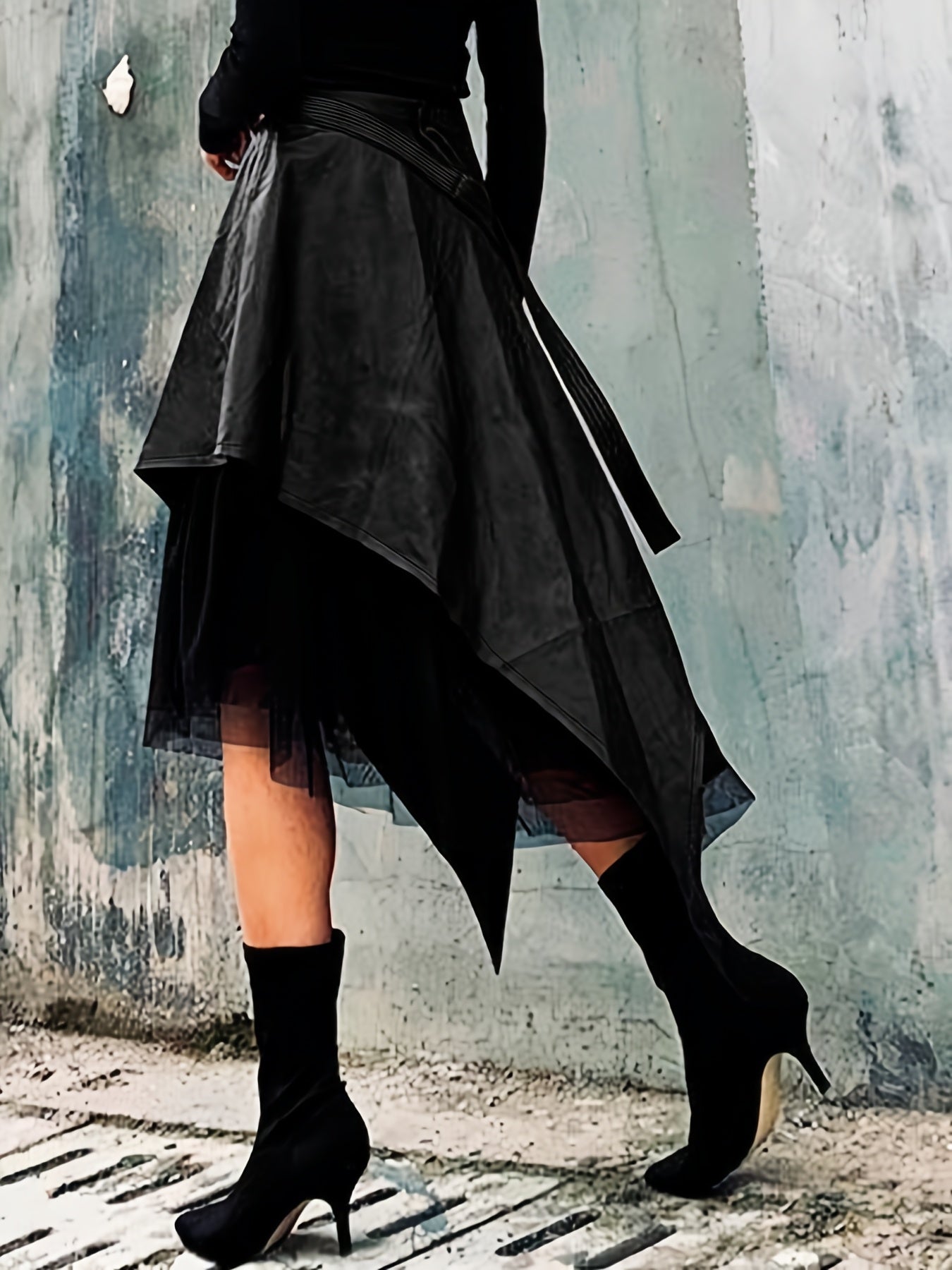 Women's Skirt detail view