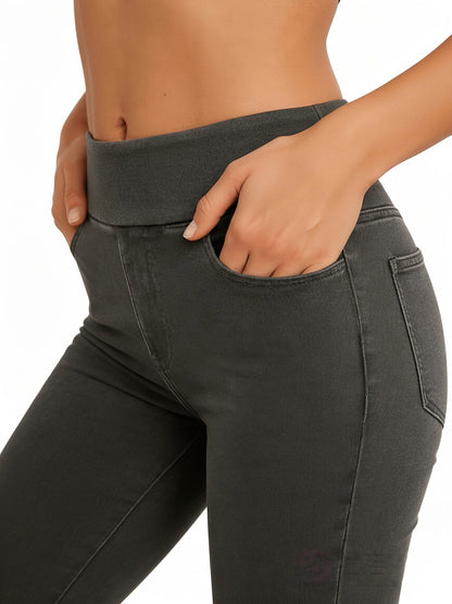 Women's Slim Fit Jeans - High Waist Four-Pocket Stretch detail view