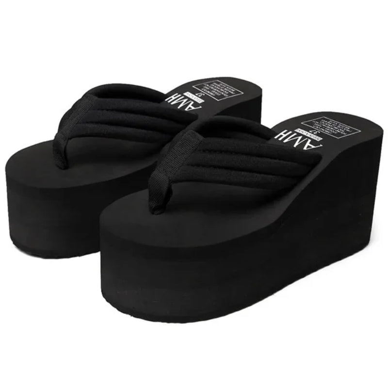 Women's Slippers – Non-Slip Sole Slip-On for Beach & Water – Sizes US 6–US 9 – main product image