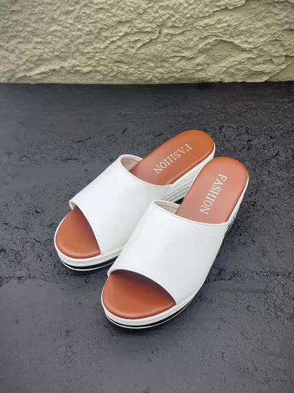 Women's Slippers - Slip-On Platform Sole for Everyday Wear - Signature Style – view 4