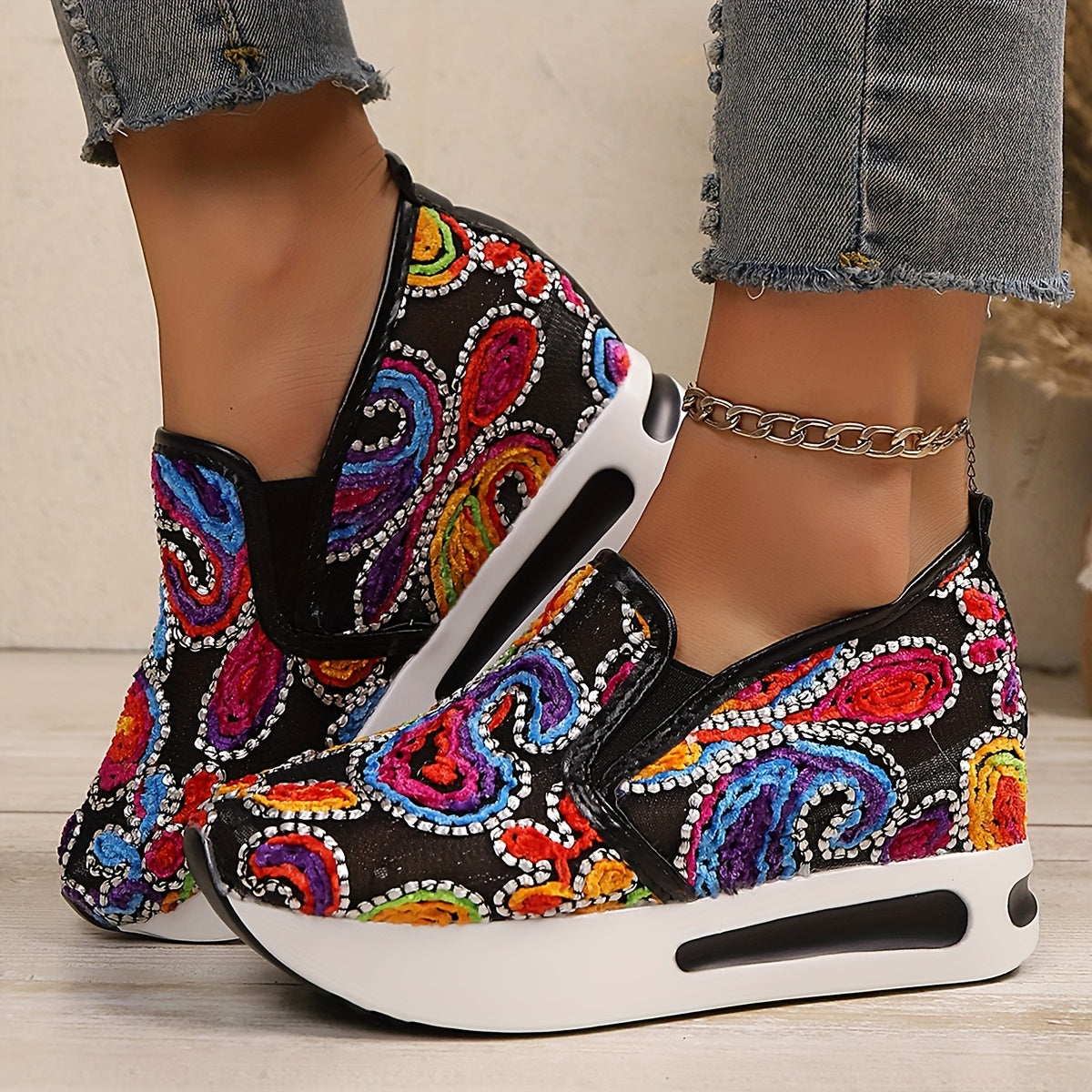 Women's Sneakers – Comfort Fit for Everyday Wear – Black / Beige – main product image