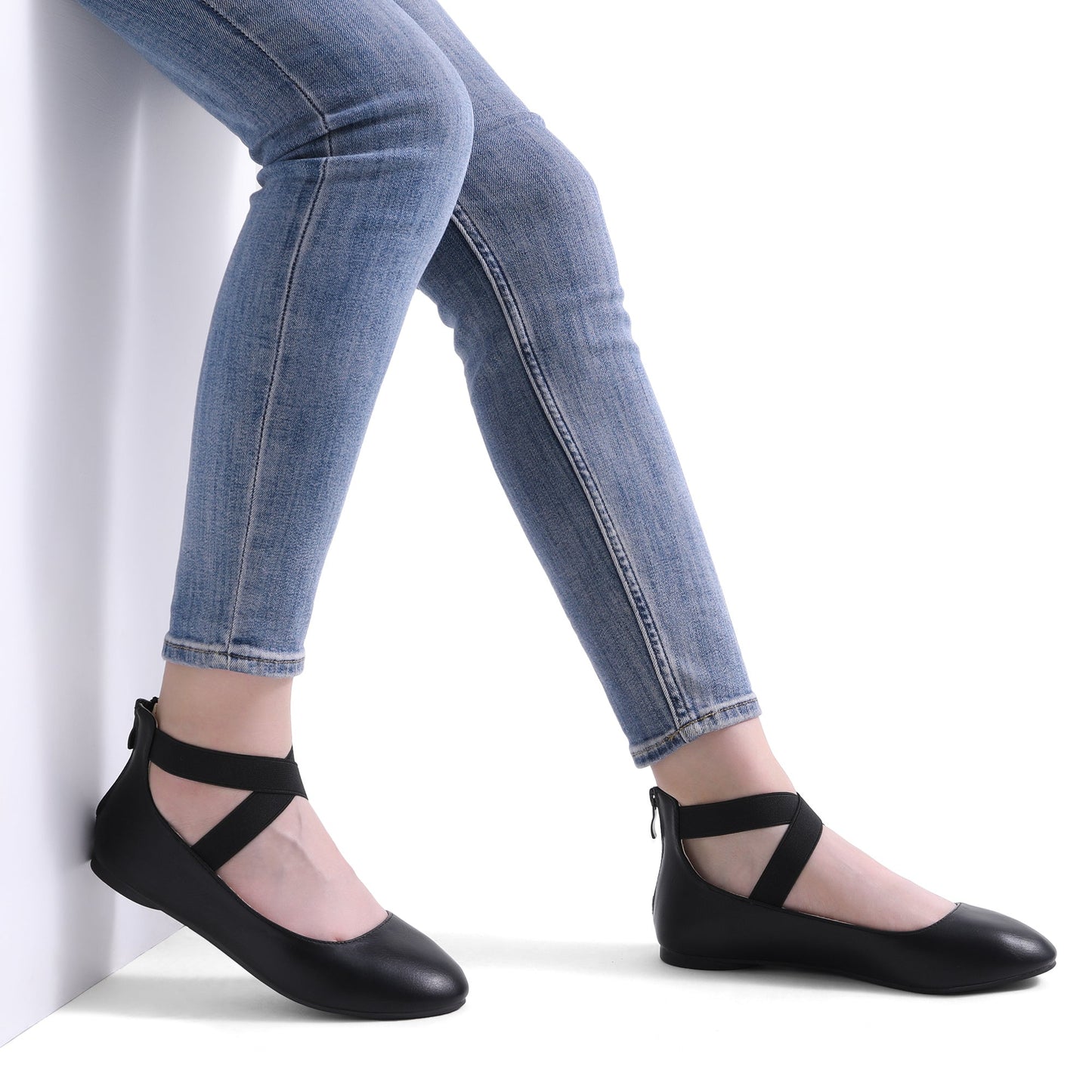 Women's Sneakers - Comfort Fit for Everyday Wear - Signature Style – main product image