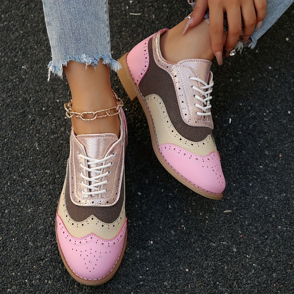 Women's Sneakers – Lace-Up for Everyday Wear – Pink – Pink option – view 3