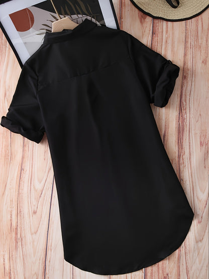 Women's Solid Color Blouse - Collared – Relaxed fit detail view