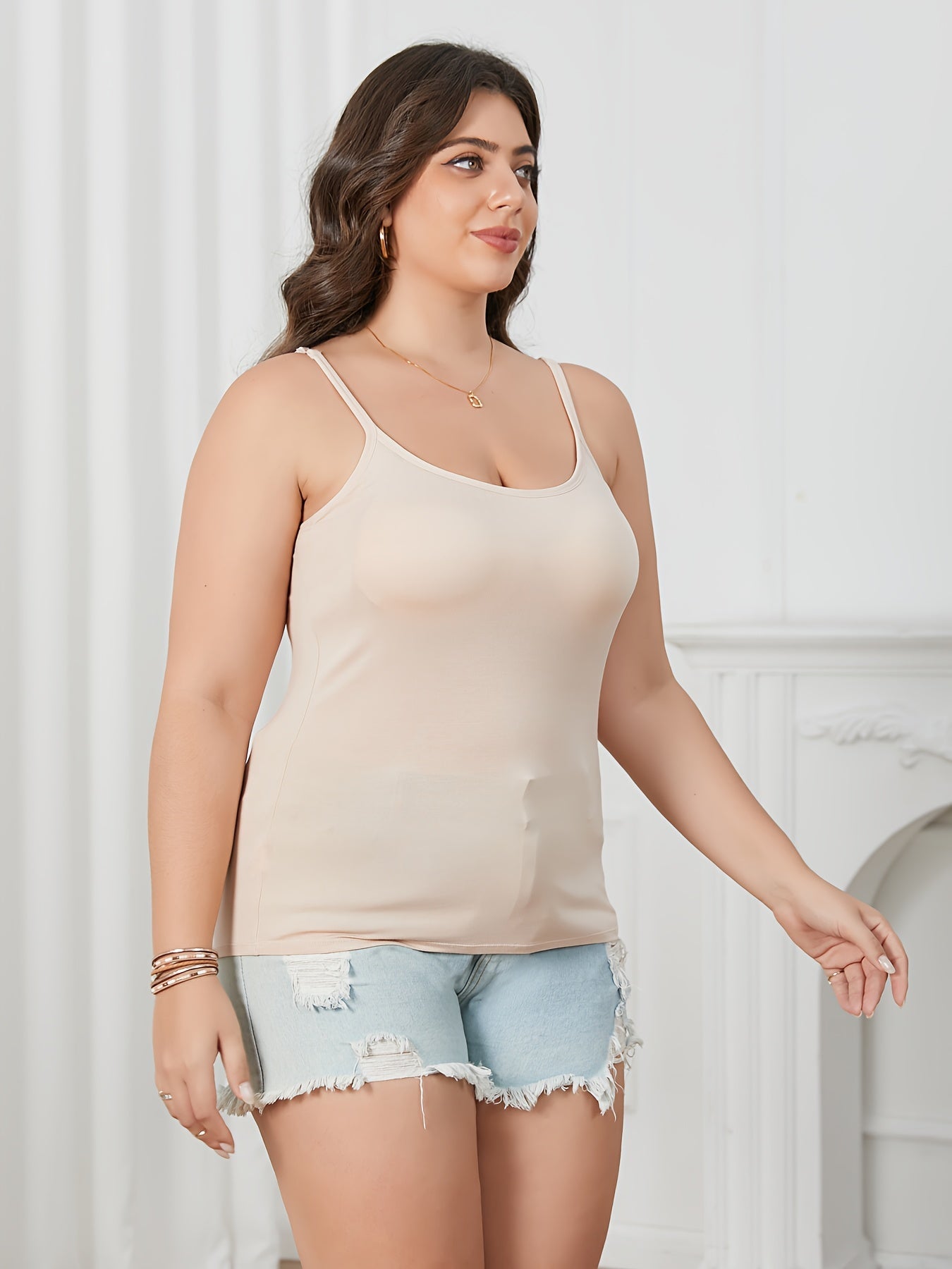 Women's Solid Color Camisole - Sleeveless – White & Apricot & Black / Red Purple Pink detail view