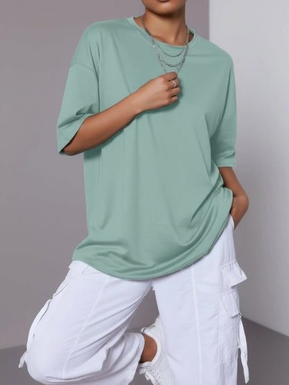 Women's Solid Color Performance T-Shirt - Crew Neck Relaxed Fit detail view