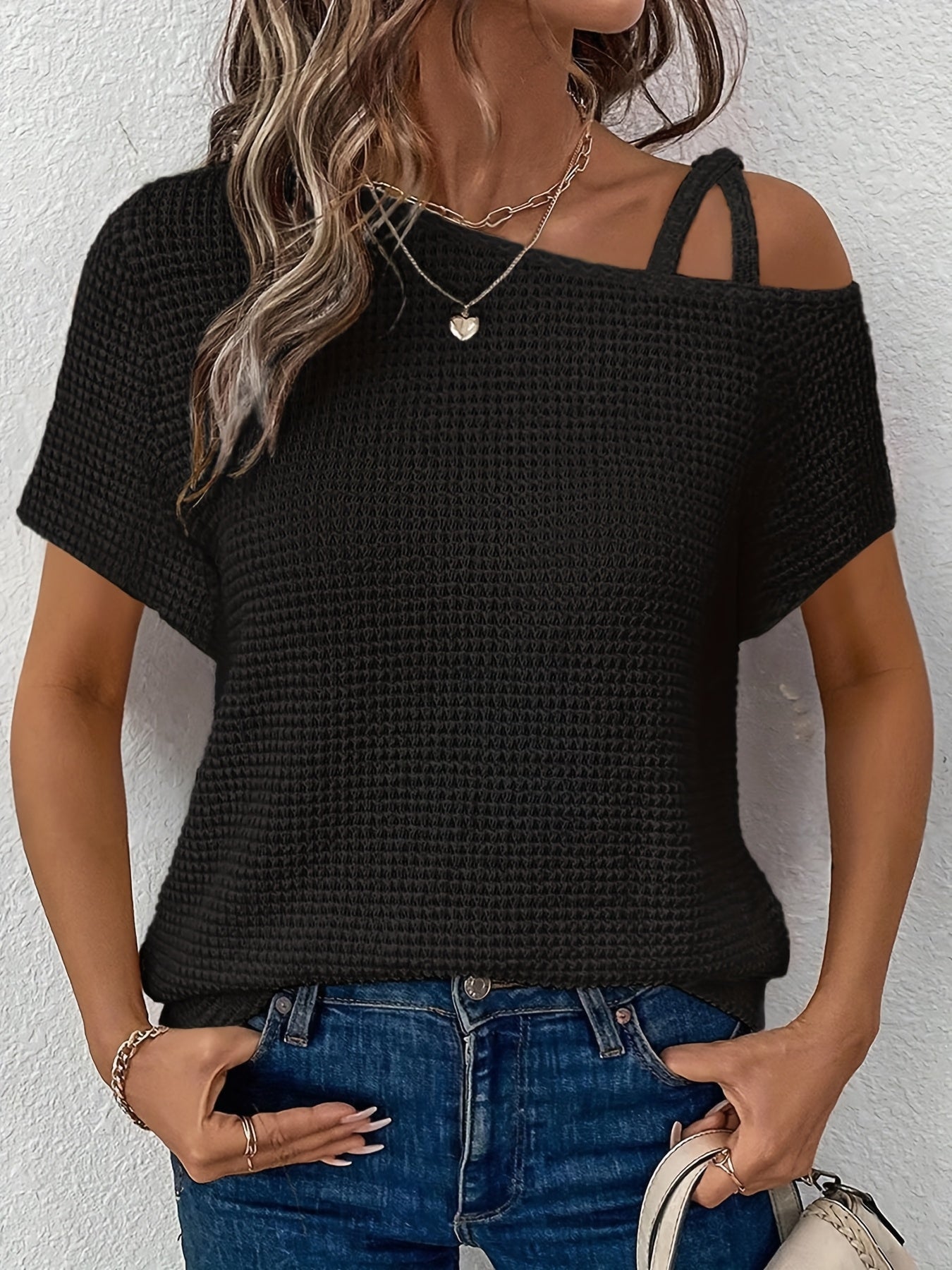 Women's Solid Color T-Shirt - Off-Shoulder Short Sleeve Waffle Texture detail view