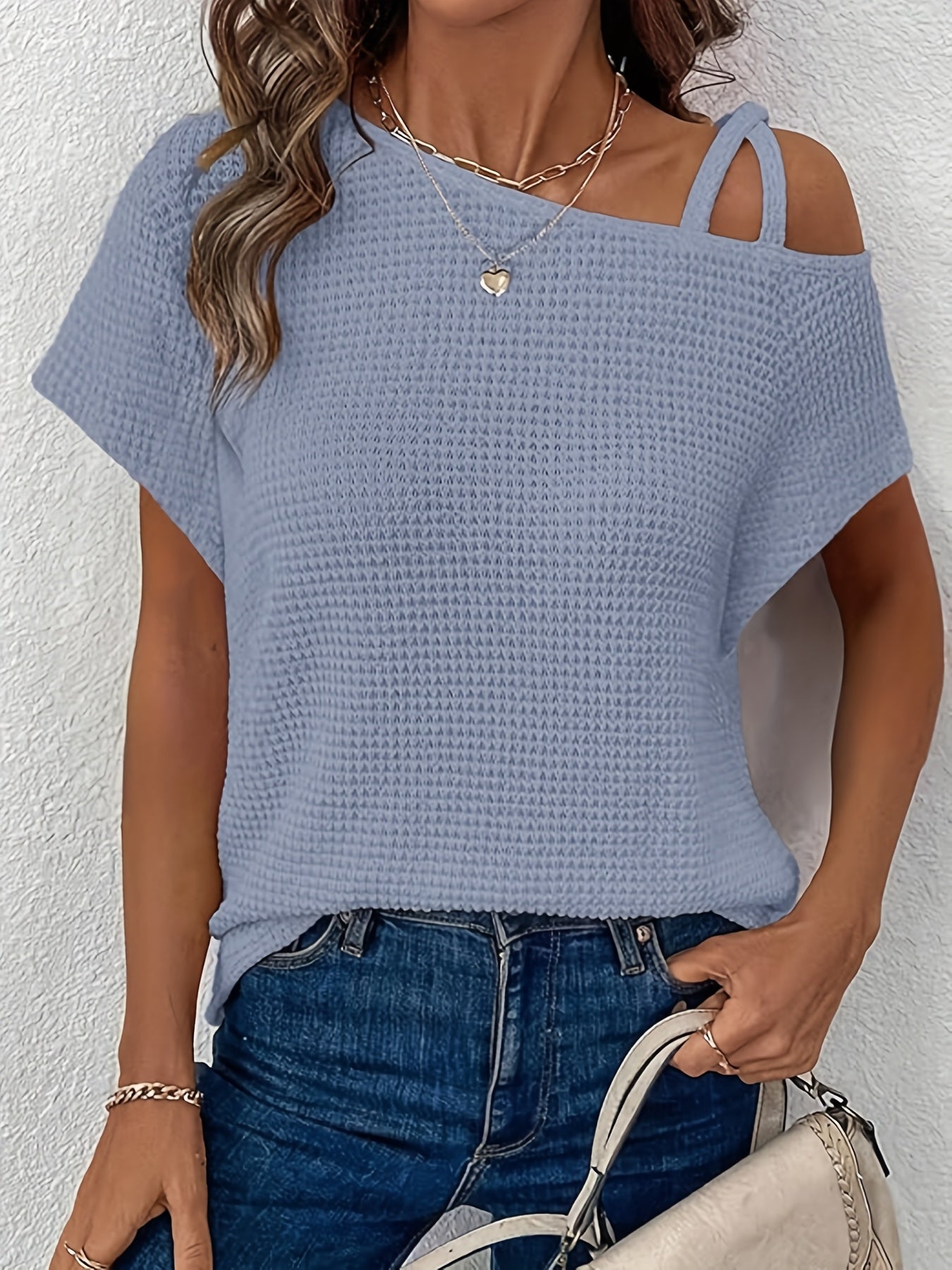 Women's Solid Color T-Shirt - Off-Shoulder Short Sleeve Waffle Texture detail view
