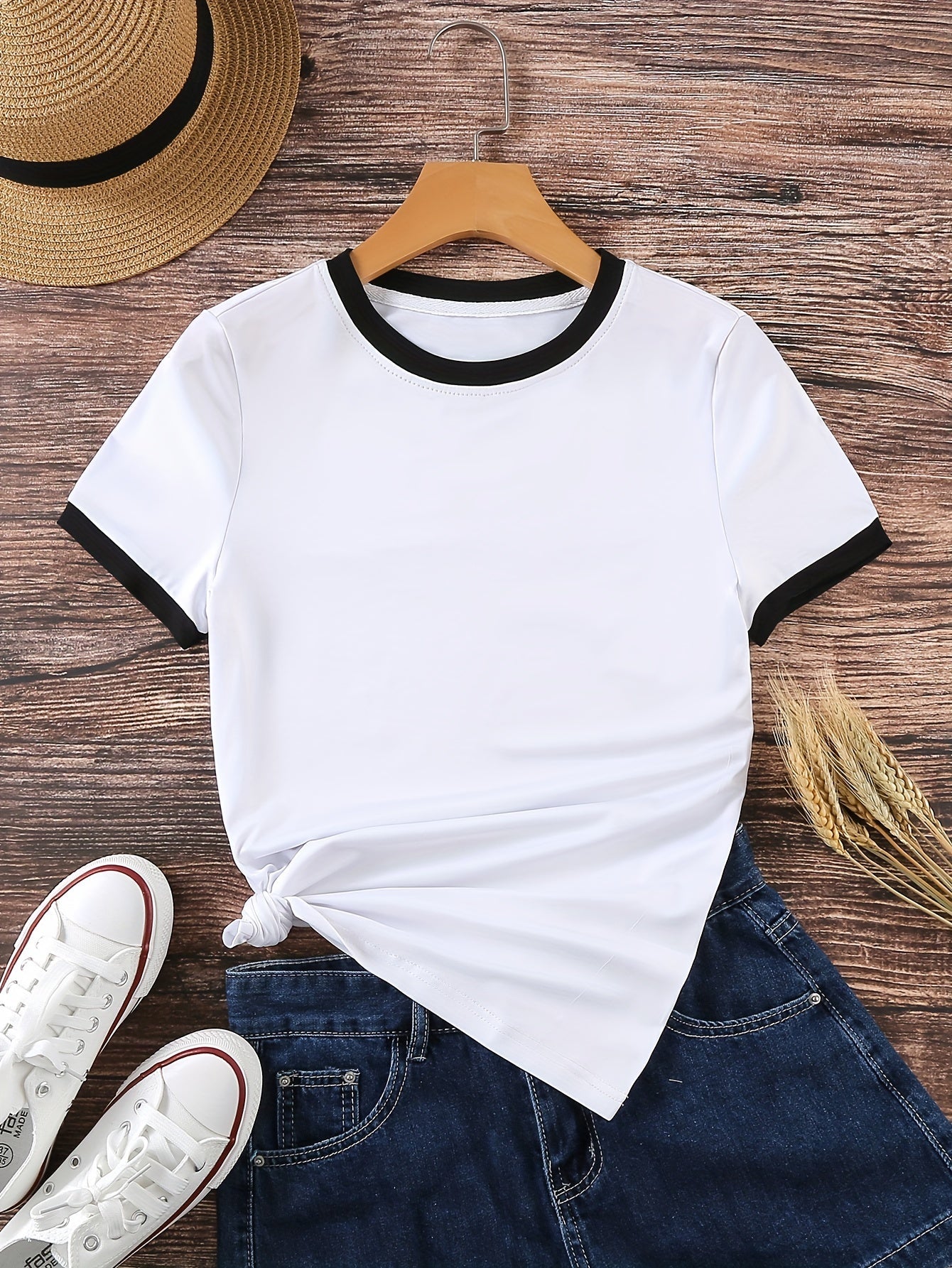 Women's Solid Color T-Shirt - Regular Fit – Sizes S–XL – White option – view 2