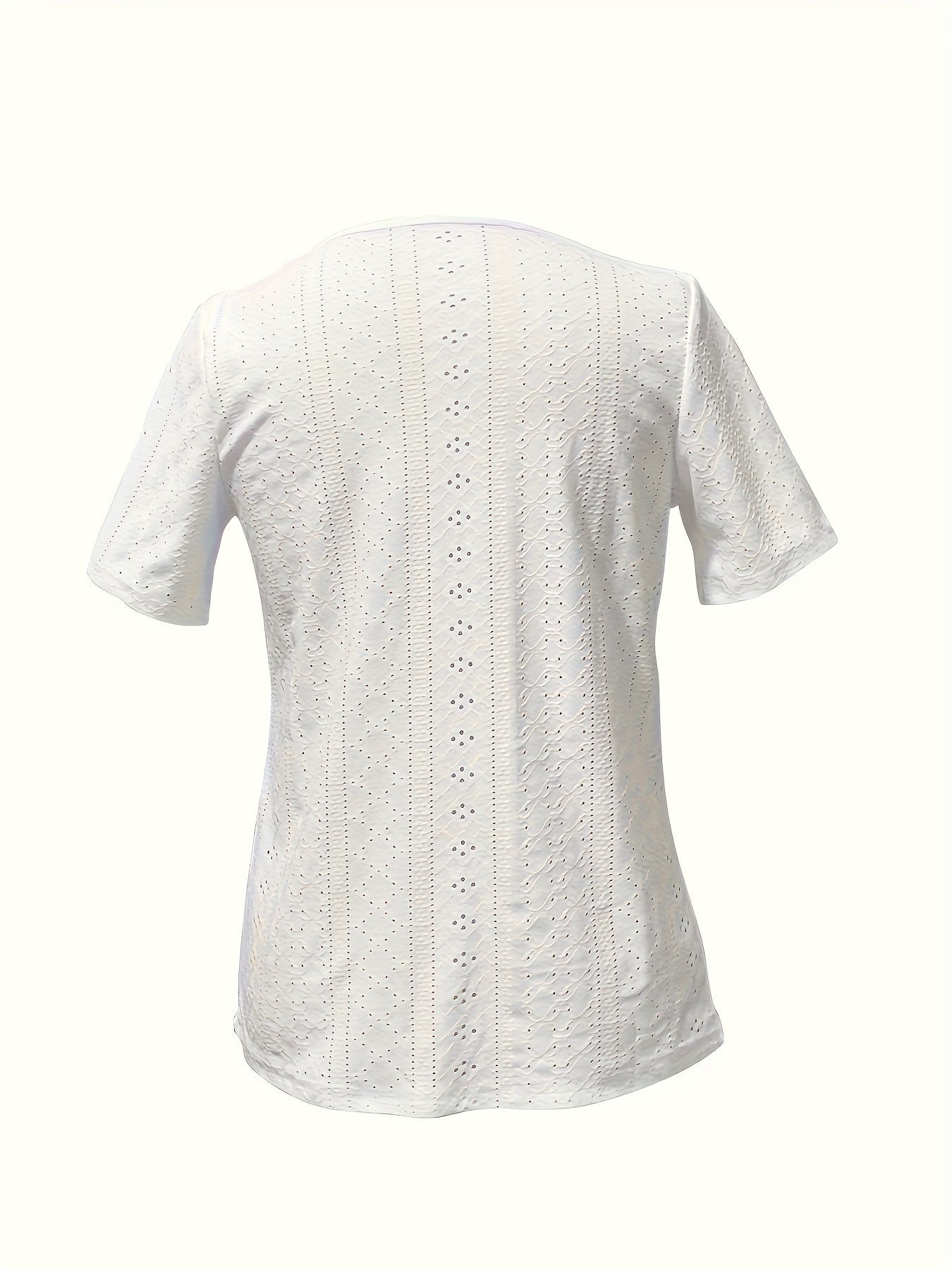 Women's Solid Color T-Shirt - Regular Fit – V-Neck detail view