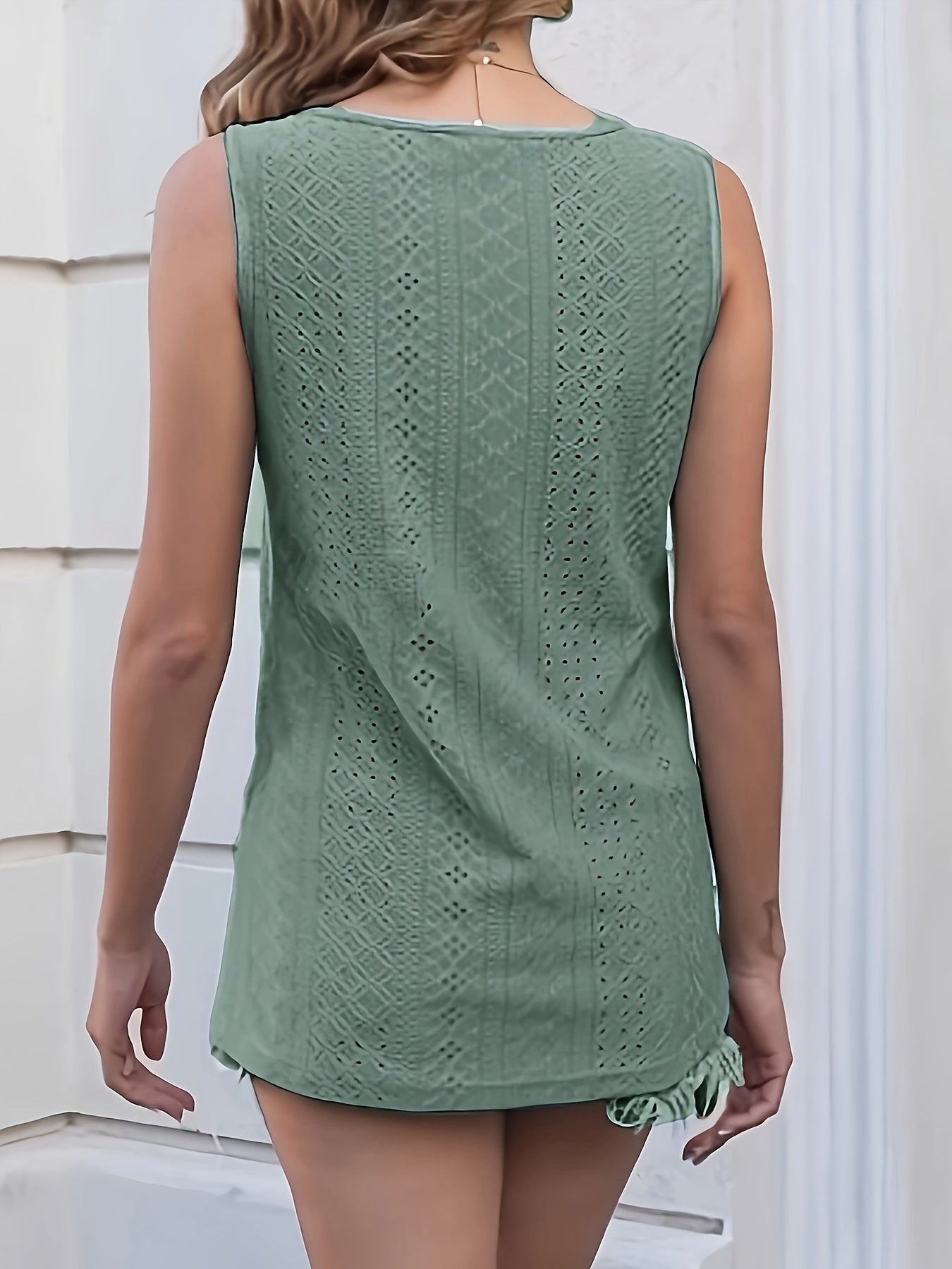 Women's Solid Color T-Shirt - Relaxed Fit – 5-Color Selection detail view
