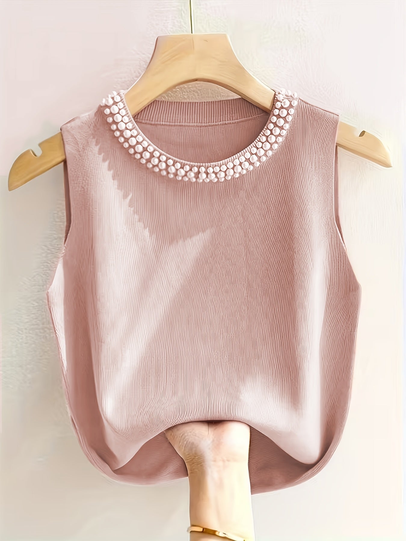 Women's Solid Color Tank Top - Crew Neck Sleeveless – White / Pink – view 11