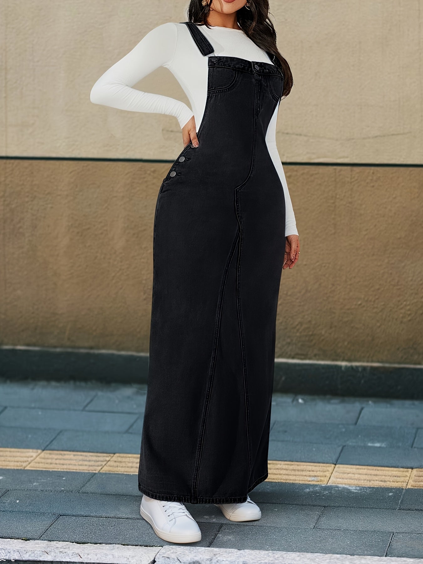 Women's Solid Evening Dress - Button Front Event Style detail view