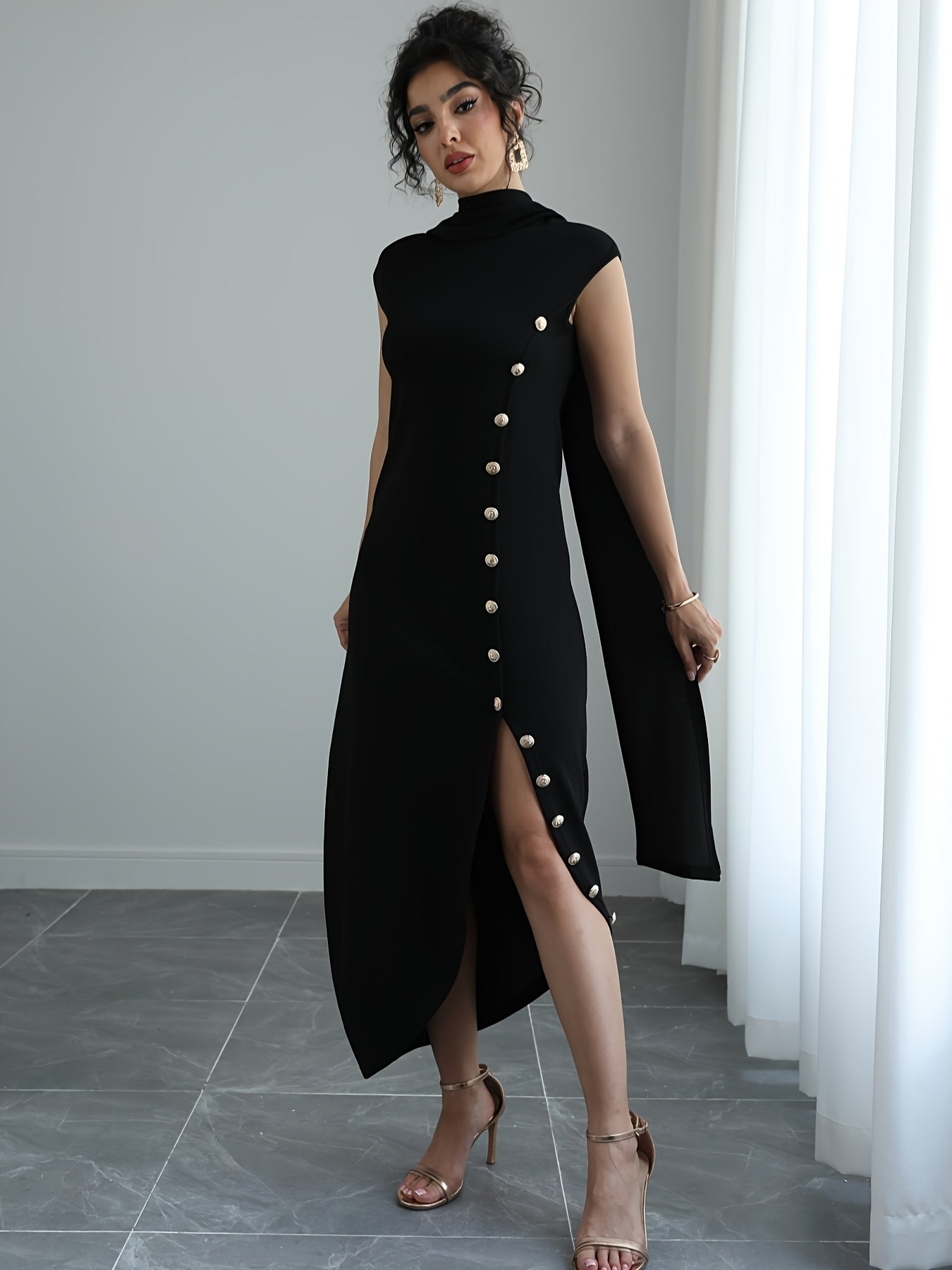 Women's Solid Maxi A-Line Dress - Sleeveless detail view