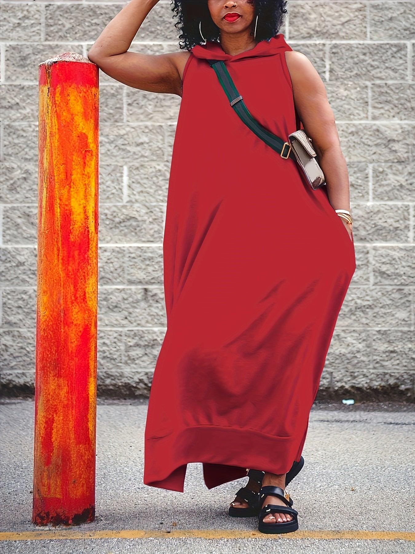 Women's Solid Maxi Evening Dress - Pocket Event Style detail view