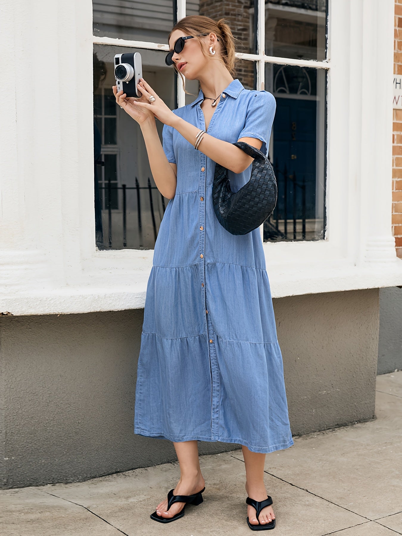 Women's Solid V-Neck Maxi Vacation Dress - Ruffle detail view