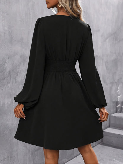 Women's Solid V-Neck Midi A-Line Dress - Pleated detail view