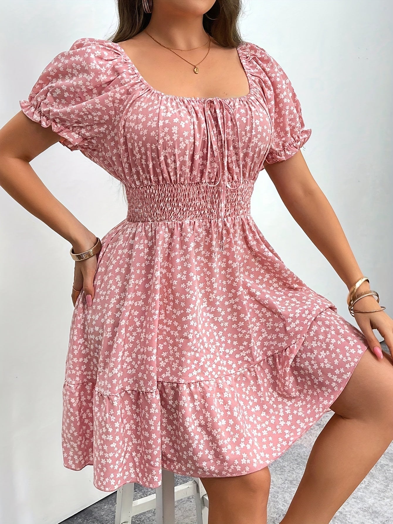 Women's Square Neck Midi Vacation Dress - Ruffle detail view