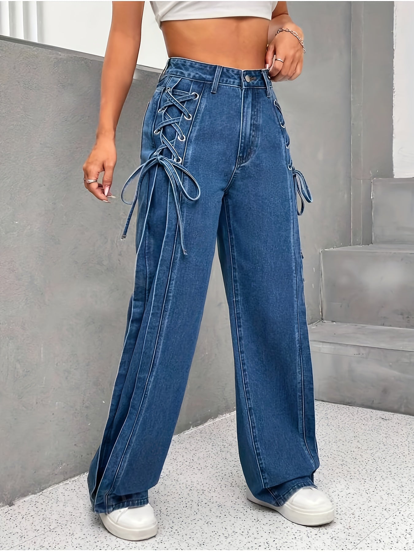 Women's Straight Leg Jeans - Blue detail view