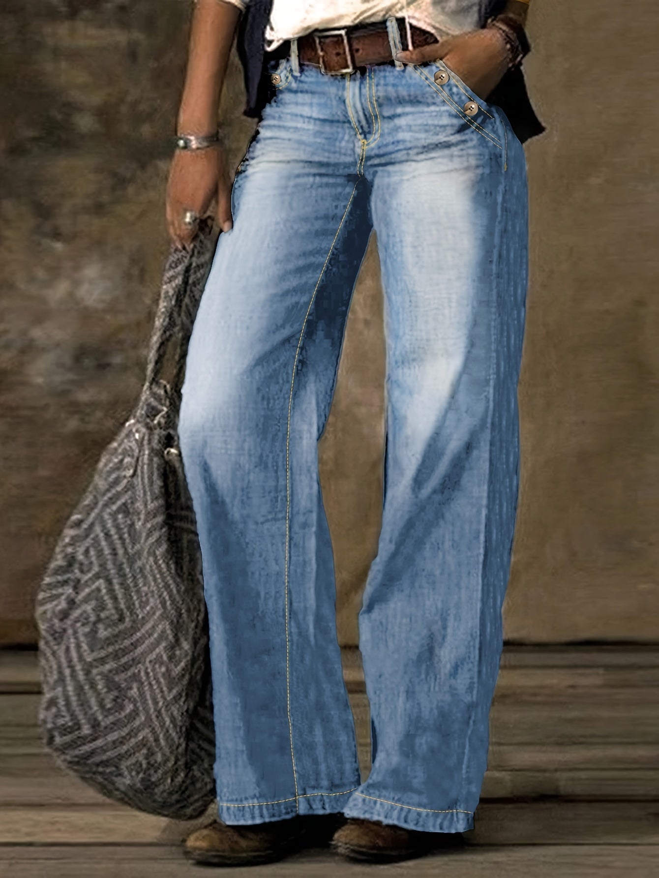 Women's Straight Leg Jeans - Light Blue Pocket Detail – Blue option – view 2