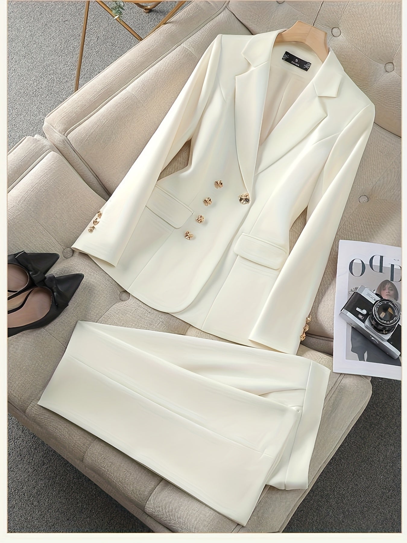 Women's Tailored Work Blazer - Professional Commuter Style detail view