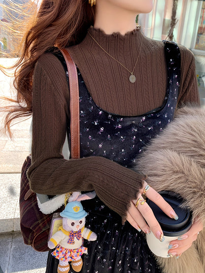 Women's Textured Pullover Sweater - Mock Neck Long Sleeve detail view