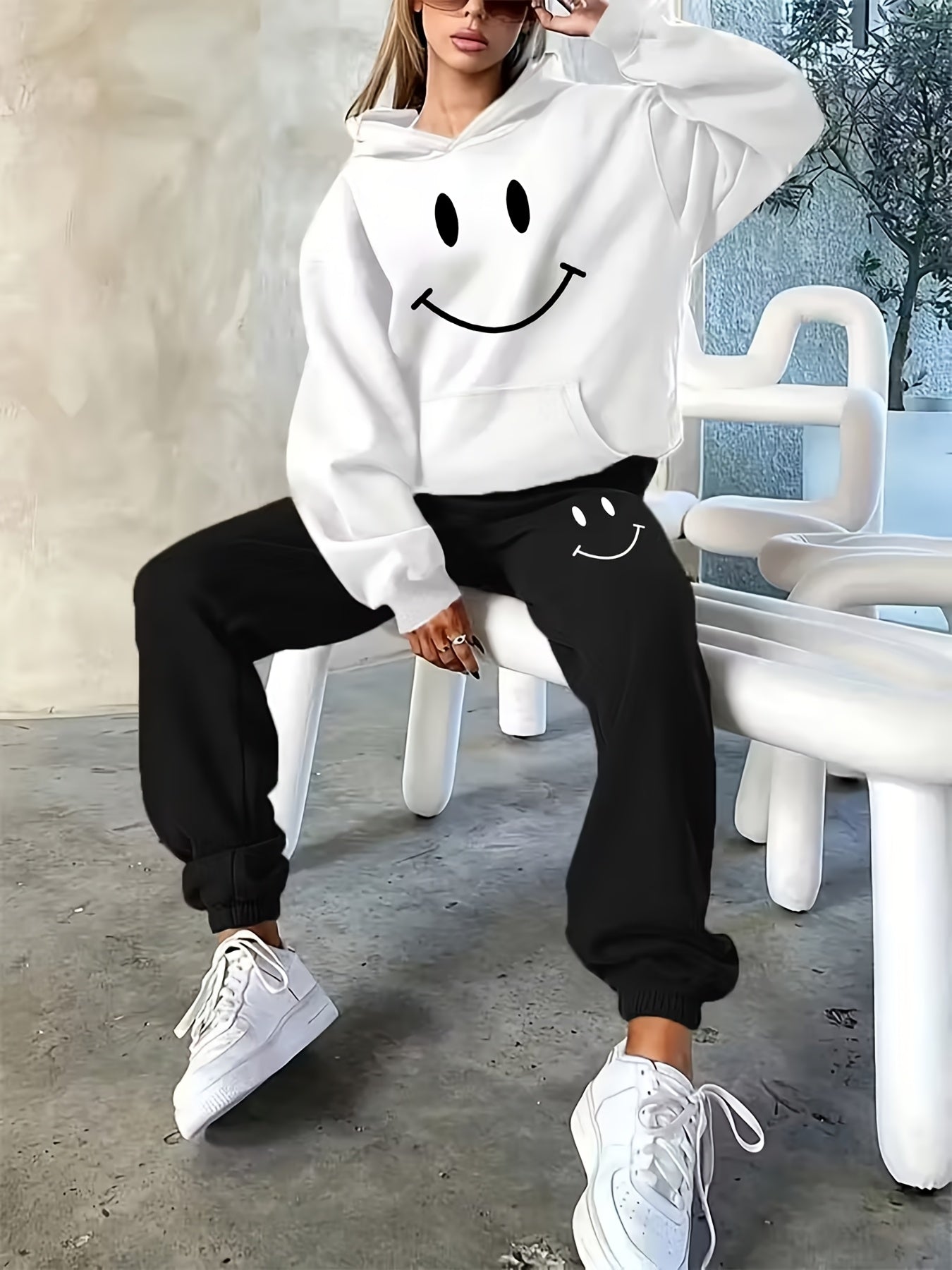 Women's Tracksuit Set - Active Printed Style 35 detail view