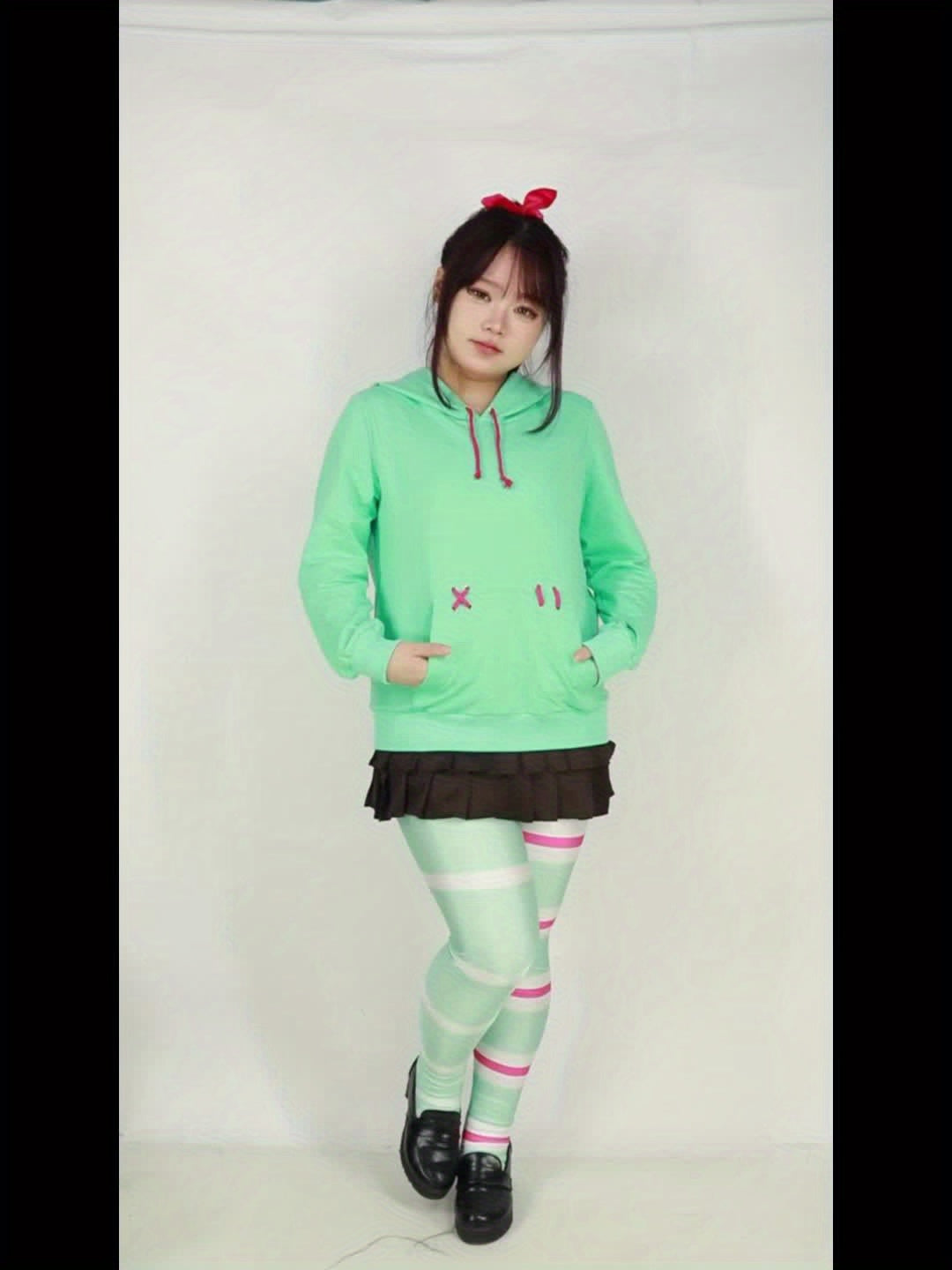 Women's Tracksuit Set - Coordinated detail view
