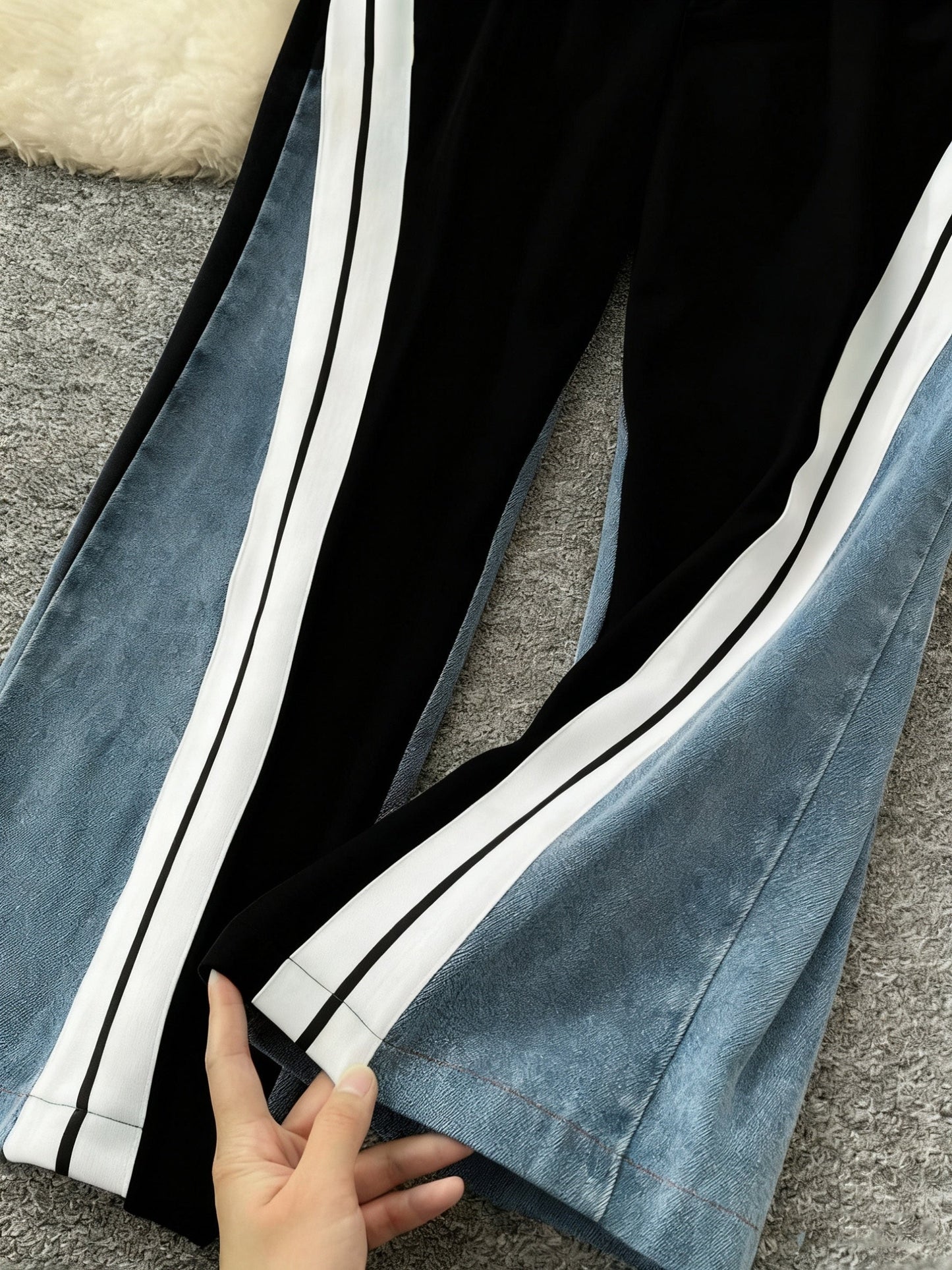 Women's Tracksuit Set - Printed Business Matching Look detail view