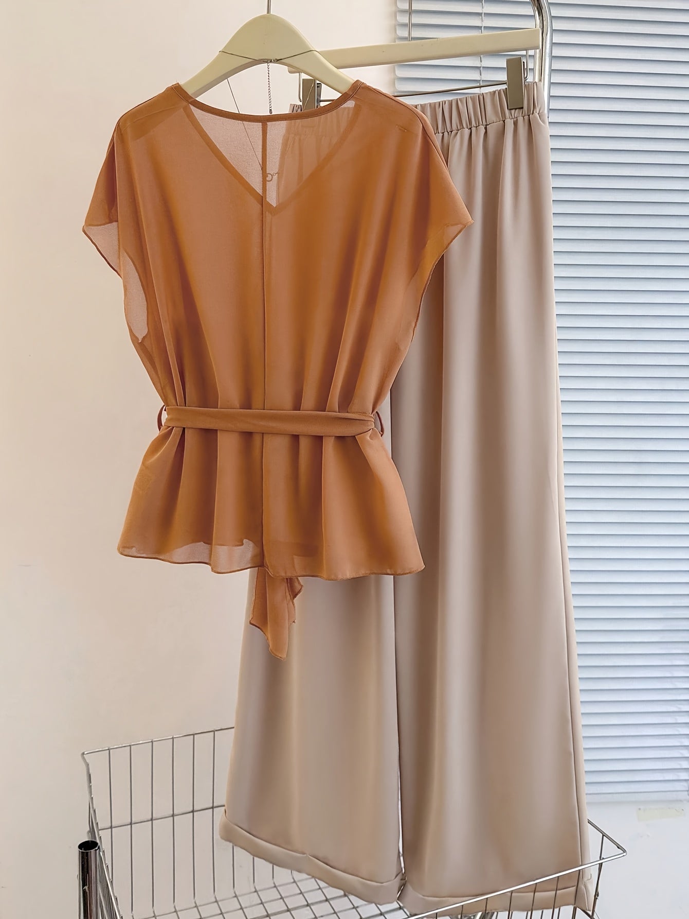 Women's Two-Piece Outfit Set - Coordinated – Coral detail view