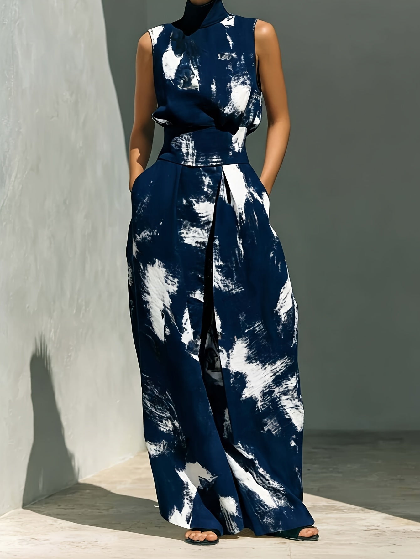 Women's Two-Piece Outfit Set - Graphic Print – Blue Brown – main product image