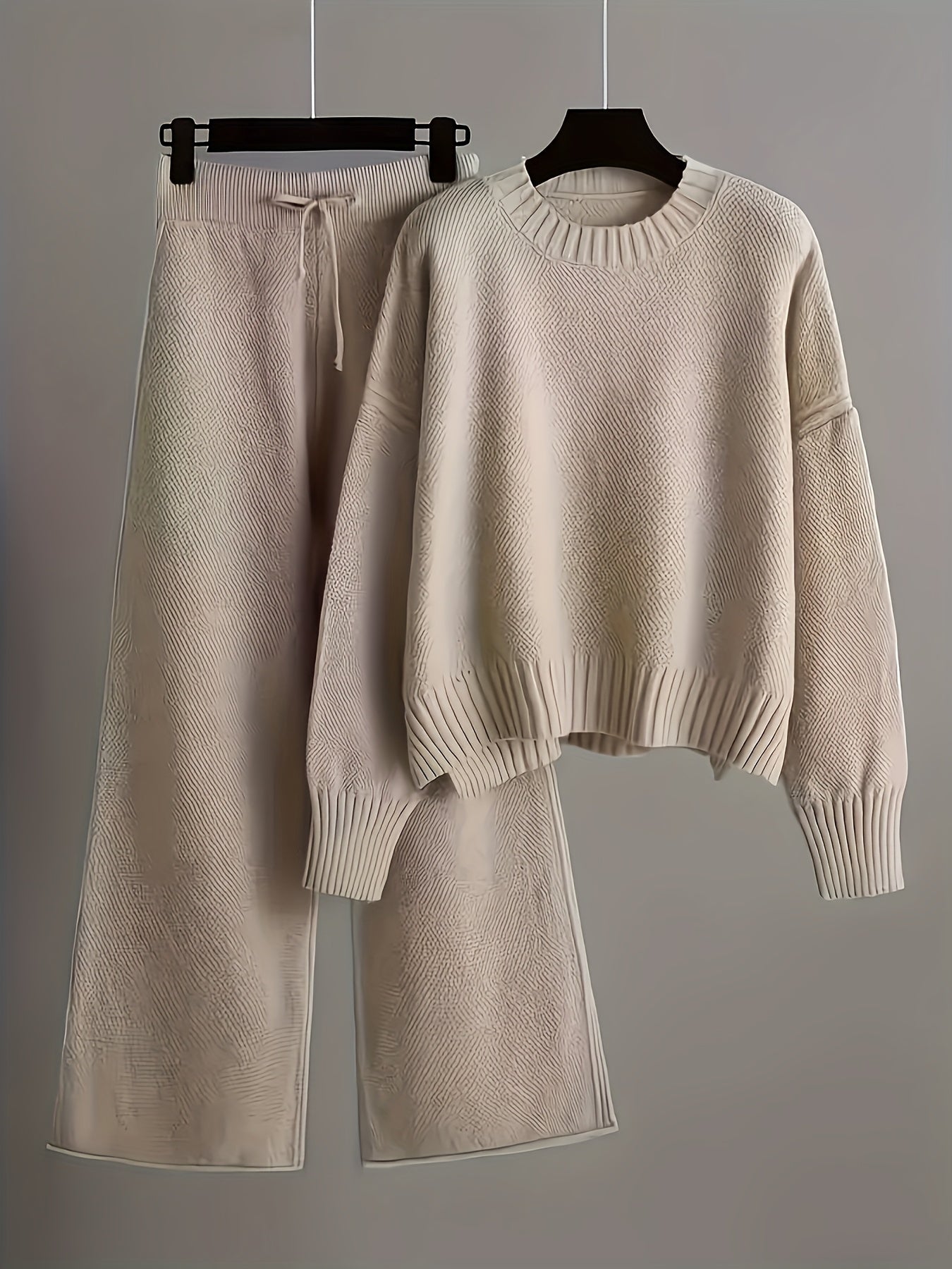 Women's Two-Piece Outfit Set - Long Sleeve Wide-Leg – Green Colorway 48805 detail view