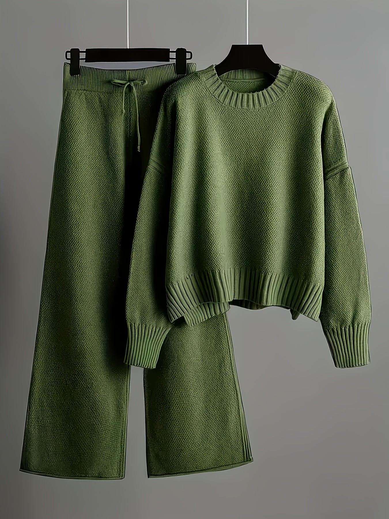 Women's Two-Piece Outfit Set - Long Sleeve Wide-Leg – Green Colorway 48805 – Green option – view 4