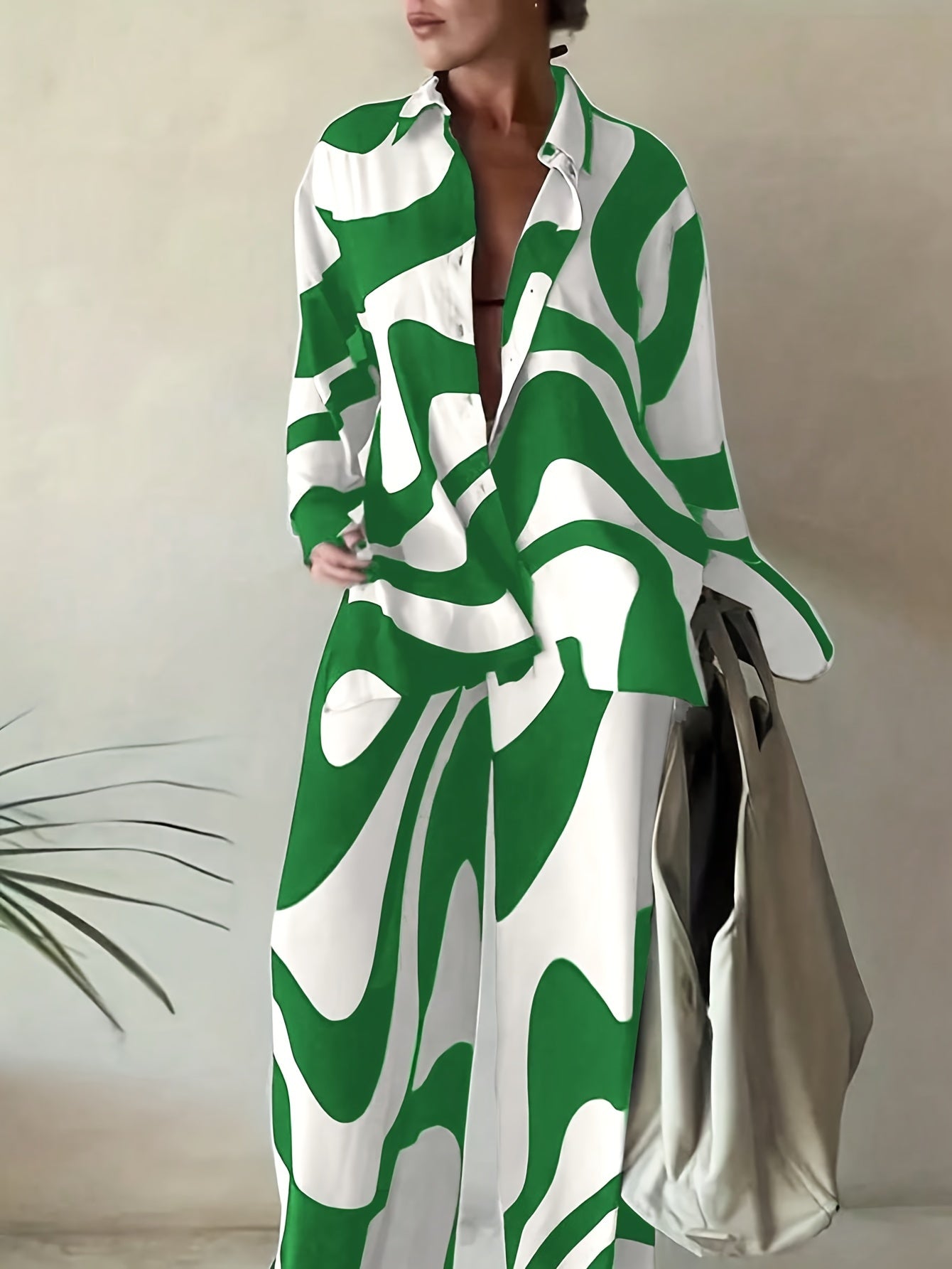 Women's Two-Piece Outfit Set - Short Sleeve – Green – Green option – view 2