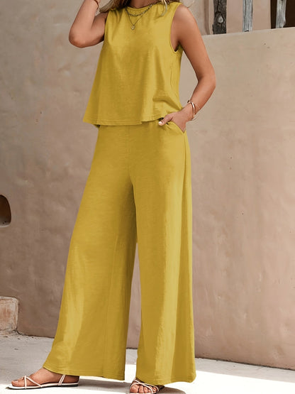 Women's Two-Piece Outfit Set - Wide-Leg – Apricot / Yellow detail view