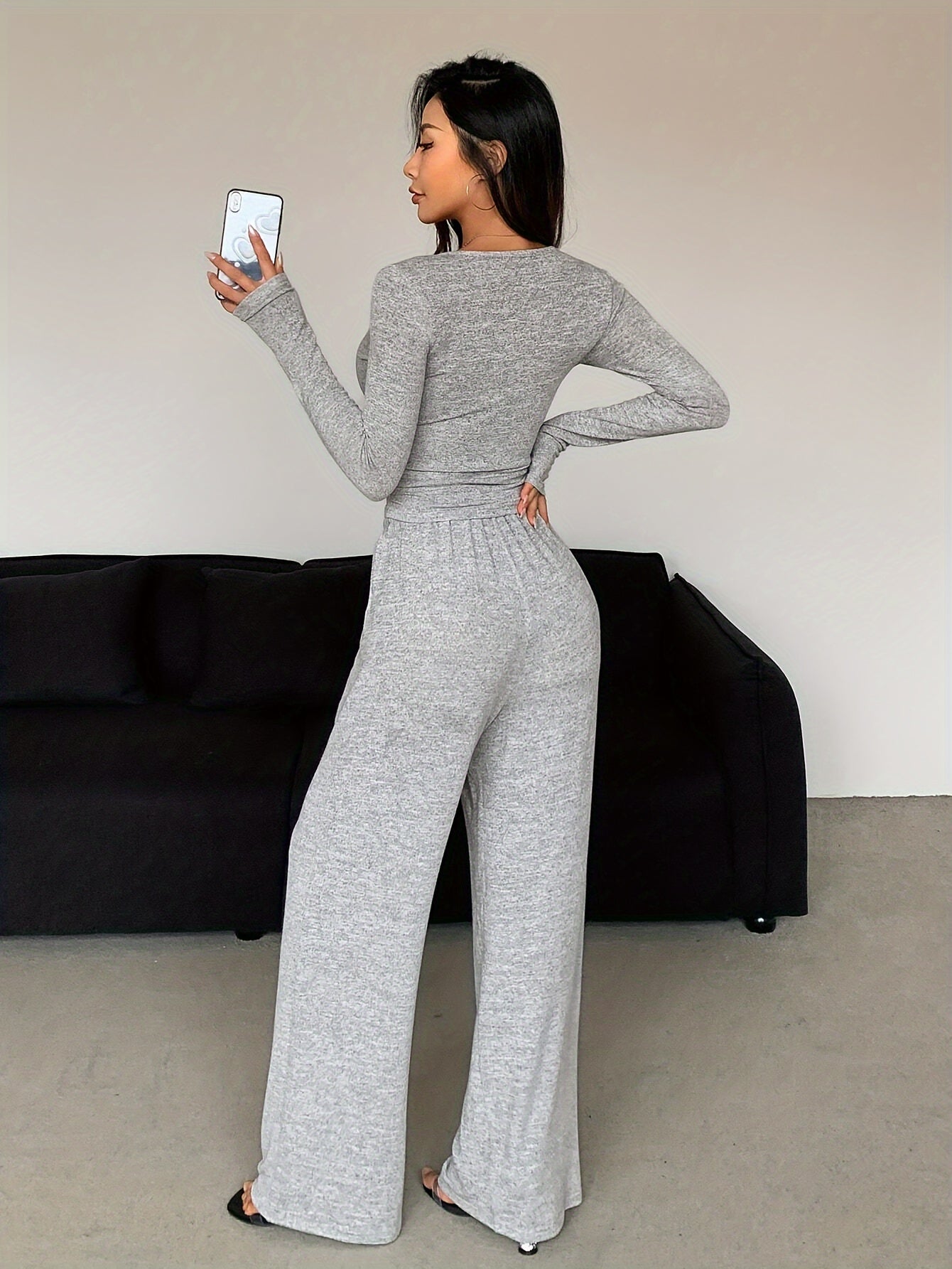 Women's Two-Piece Outfit Set - Wide-Leg – Light Grey – view 4