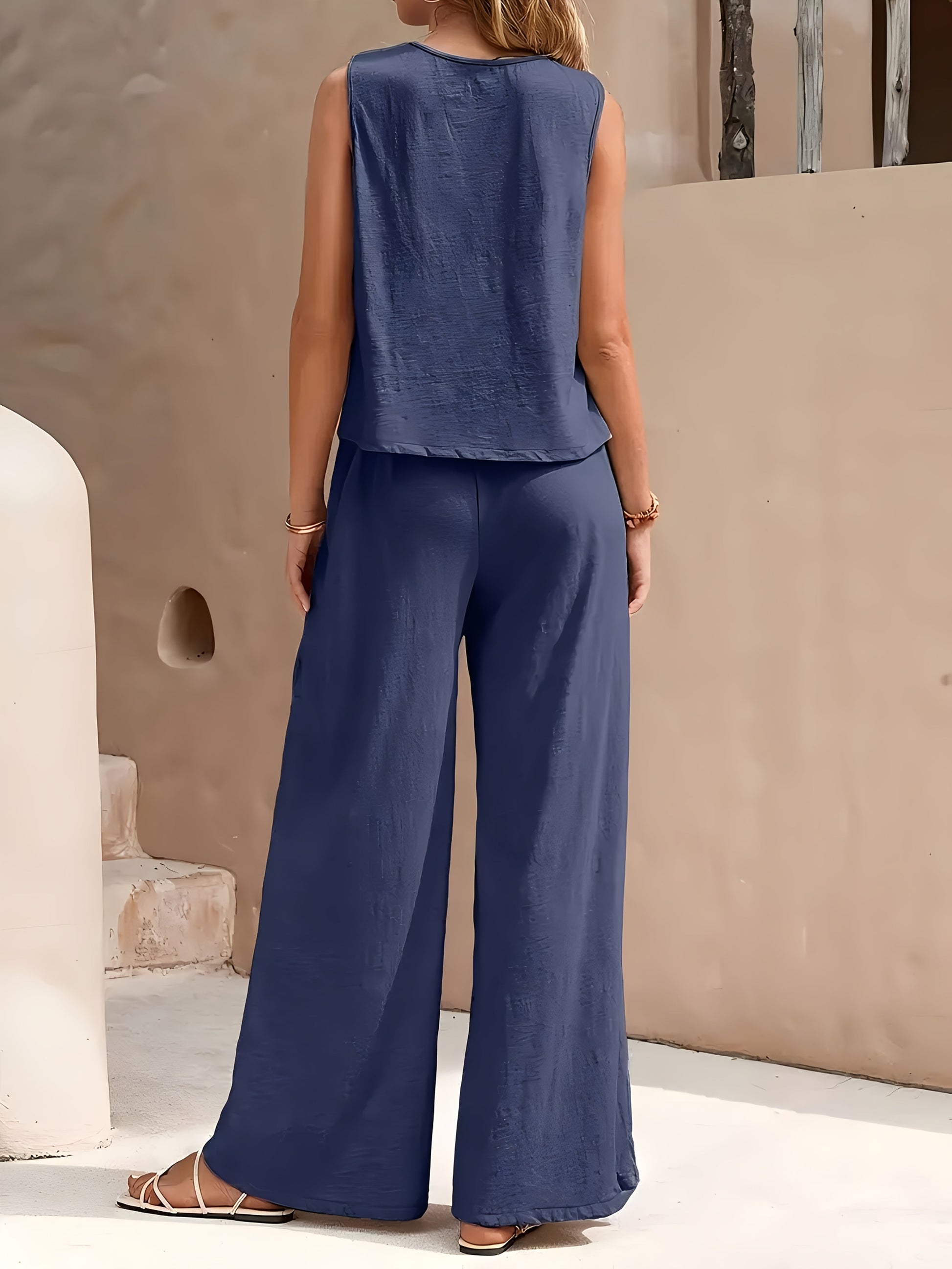Women's Two-Piece Outfit Set - Wide-Leg – Sea Blue / Black detail view